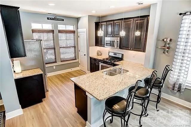 3841 Willow Green Place