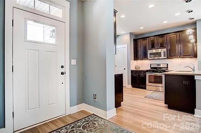 3841 Willow Green Place