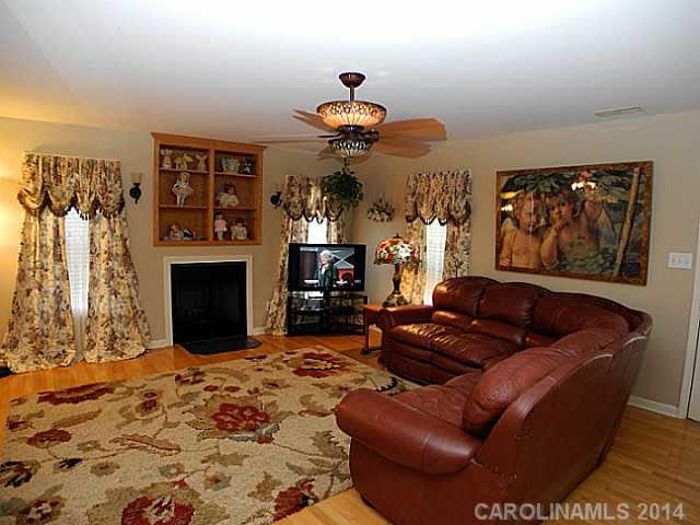 Oak Valley - Residential