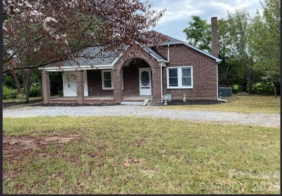 1343 S BATTLEGROUND AVE, KINGS MOUNTAIN, NC 28086 - Image e1236653c7a8935a08df2841e451ea9d/717297791