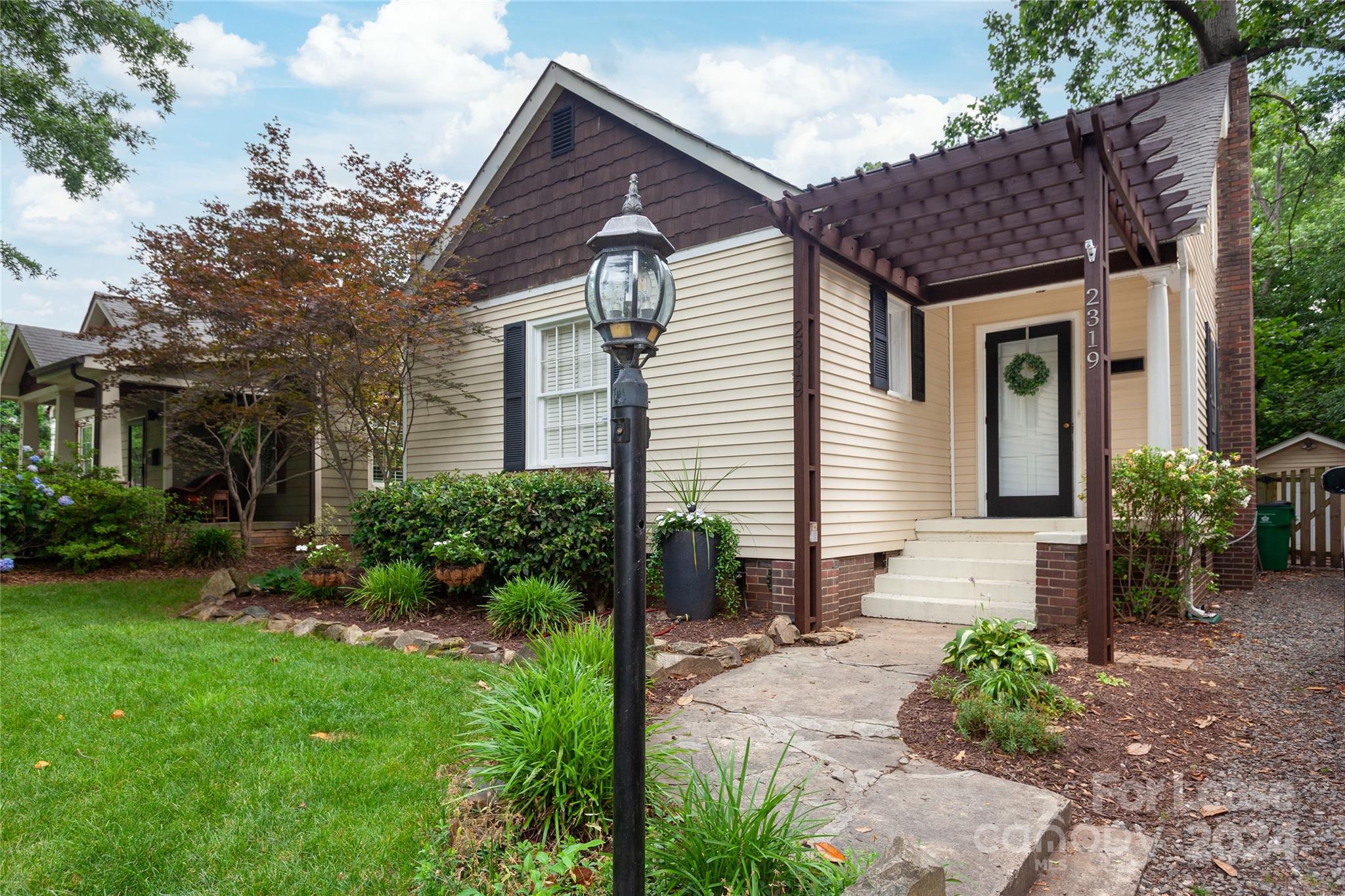 Chantilly - Residential Lease