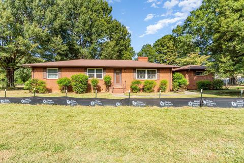 Photo of 3549 Old Monroe Road, Matthews, NC 28104 (MLS # 4302271)