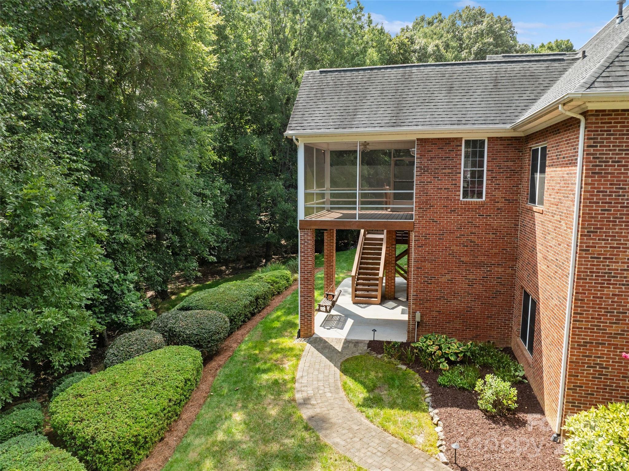 Laurel Creek - Residential