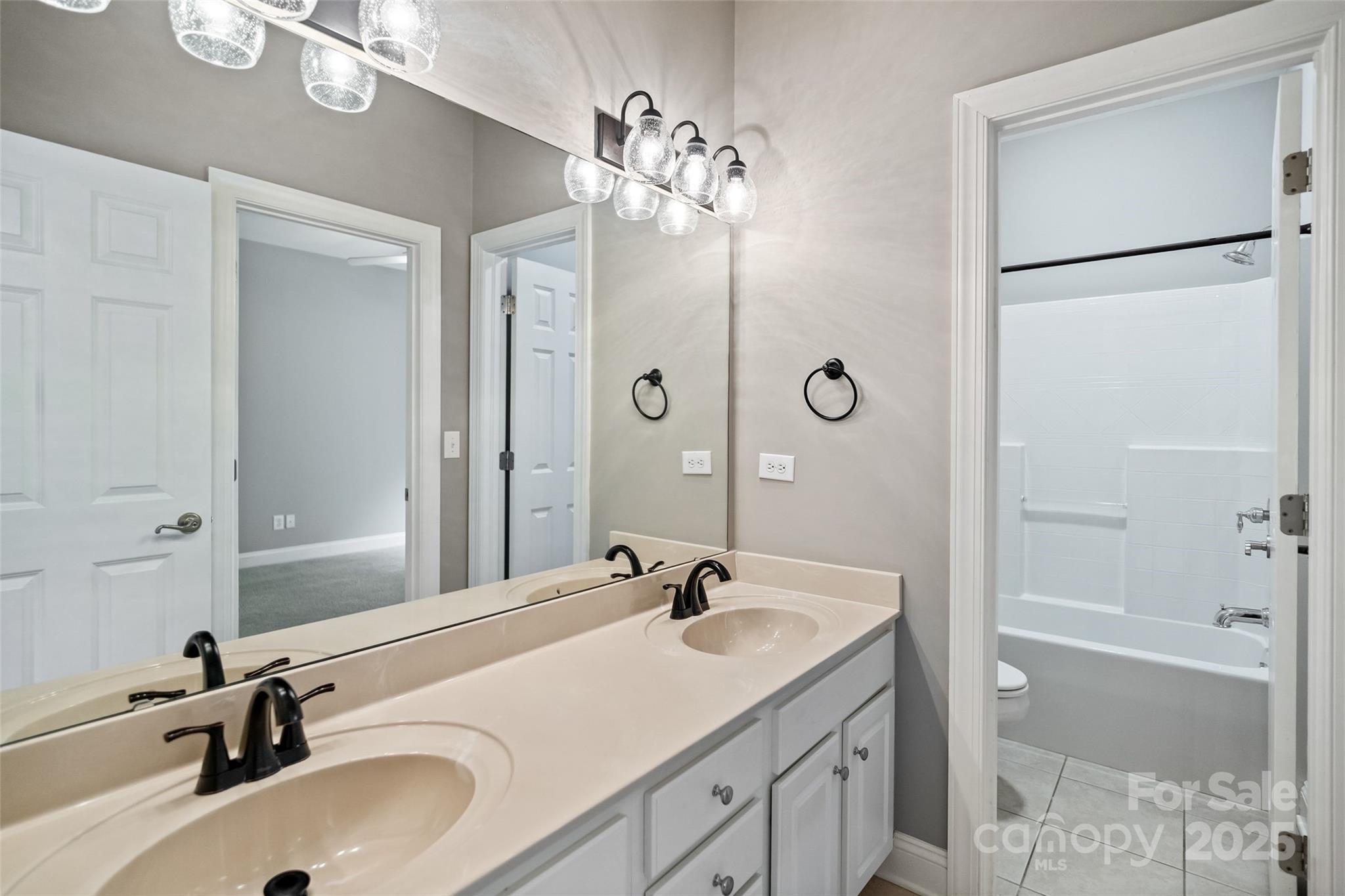 Laurel Creek - Residential