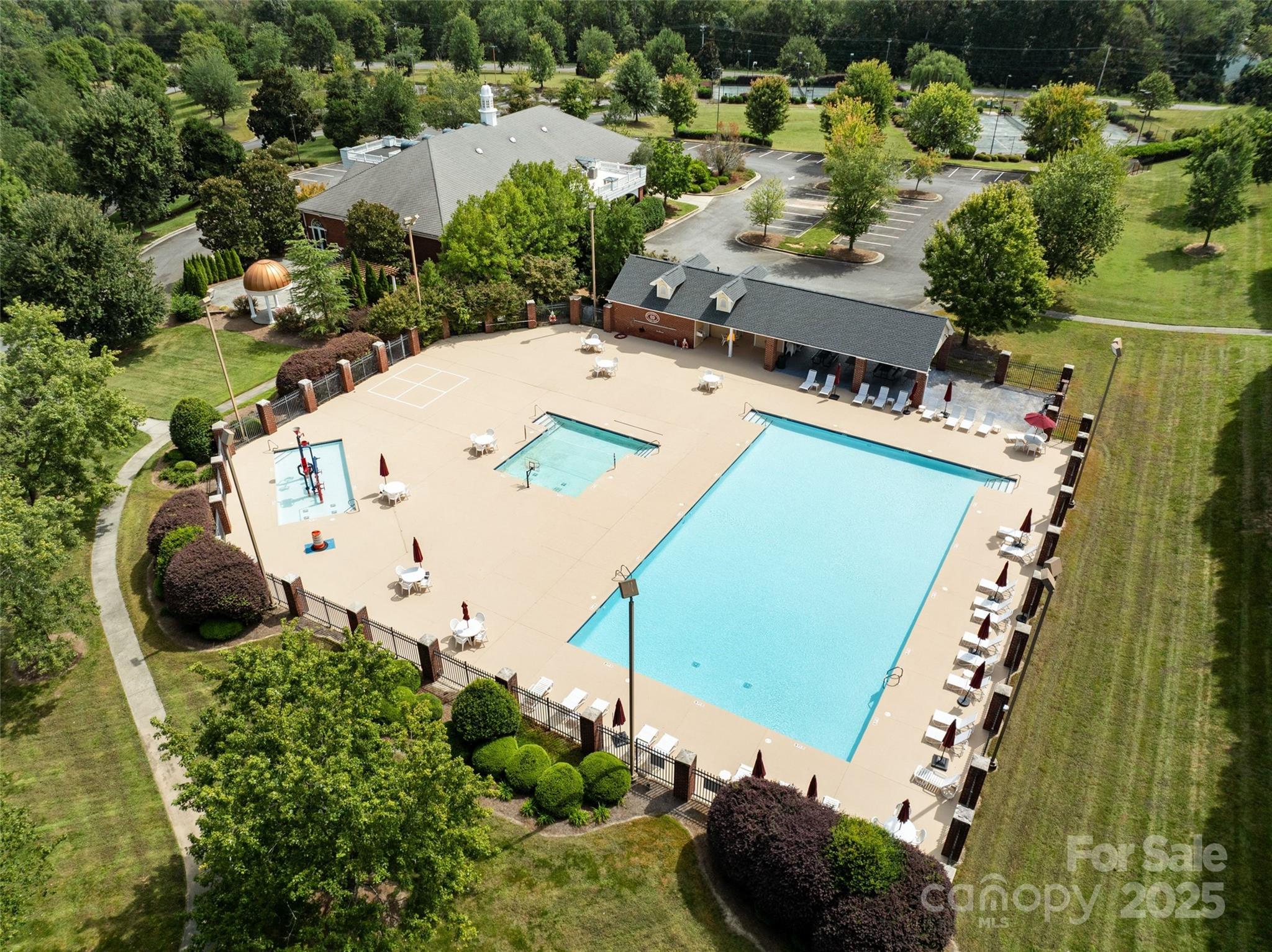 Laurel Creek - Residential