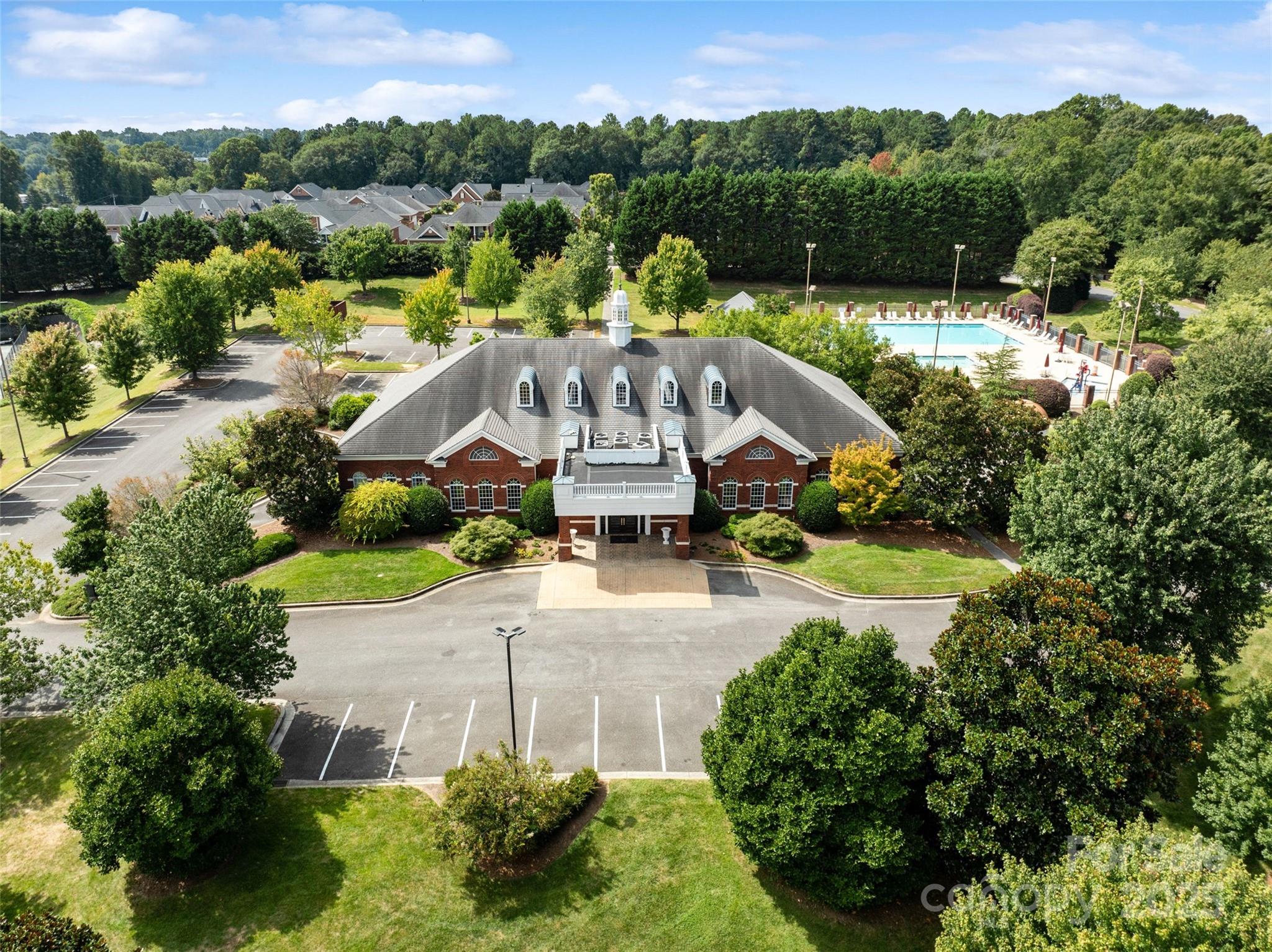 Laurel Creek - Residential