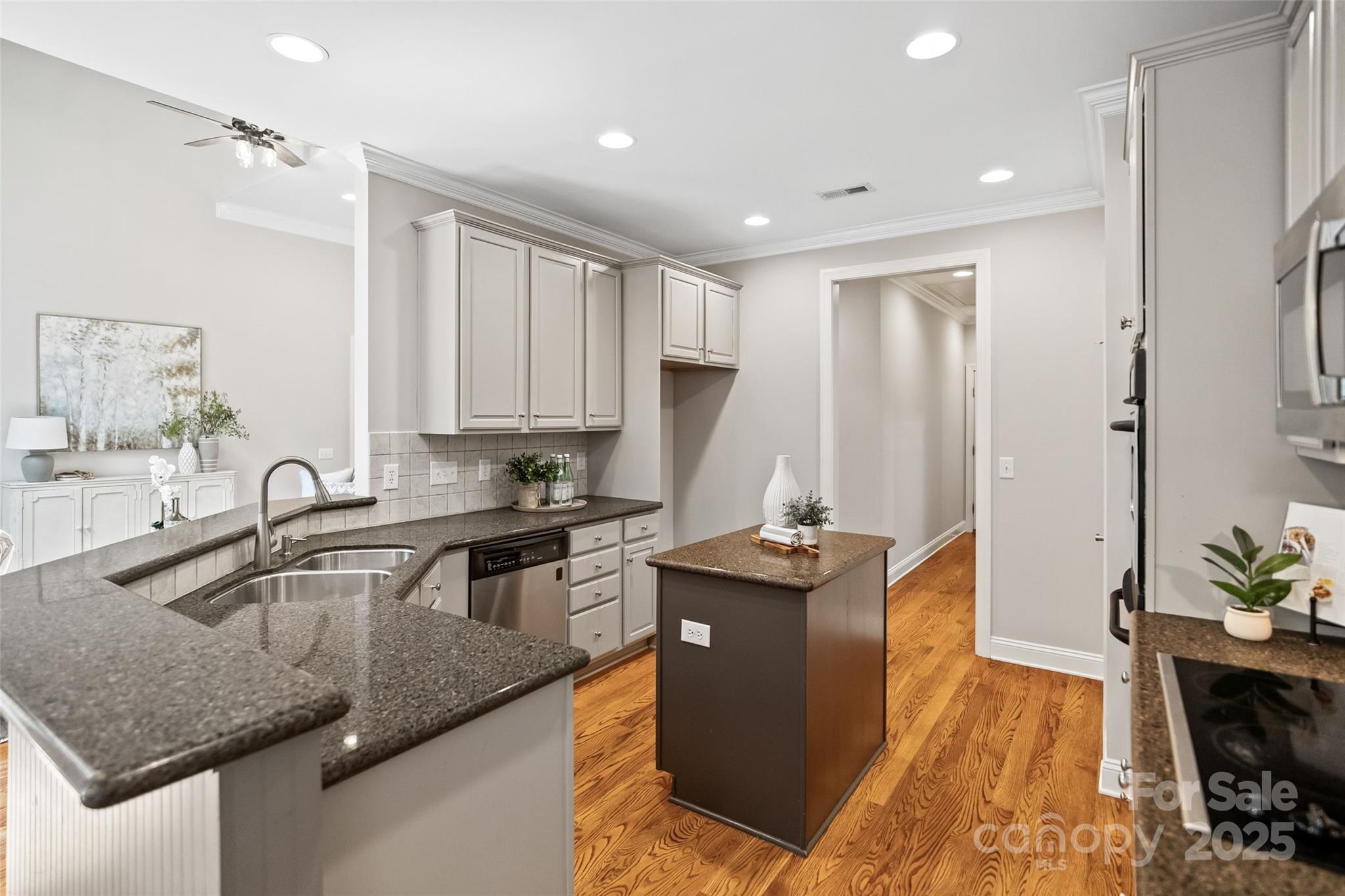 Laurel Creek - Residential