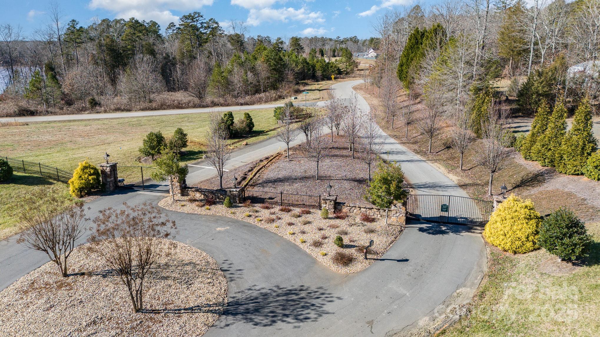1261 Sunset Pointe Drive 60