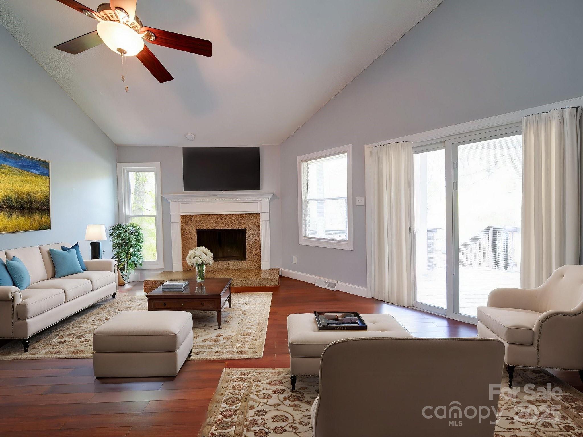 Tega Cay - Residential