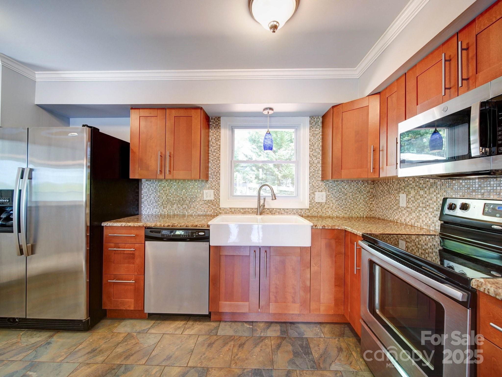 Tega Cay - Residential