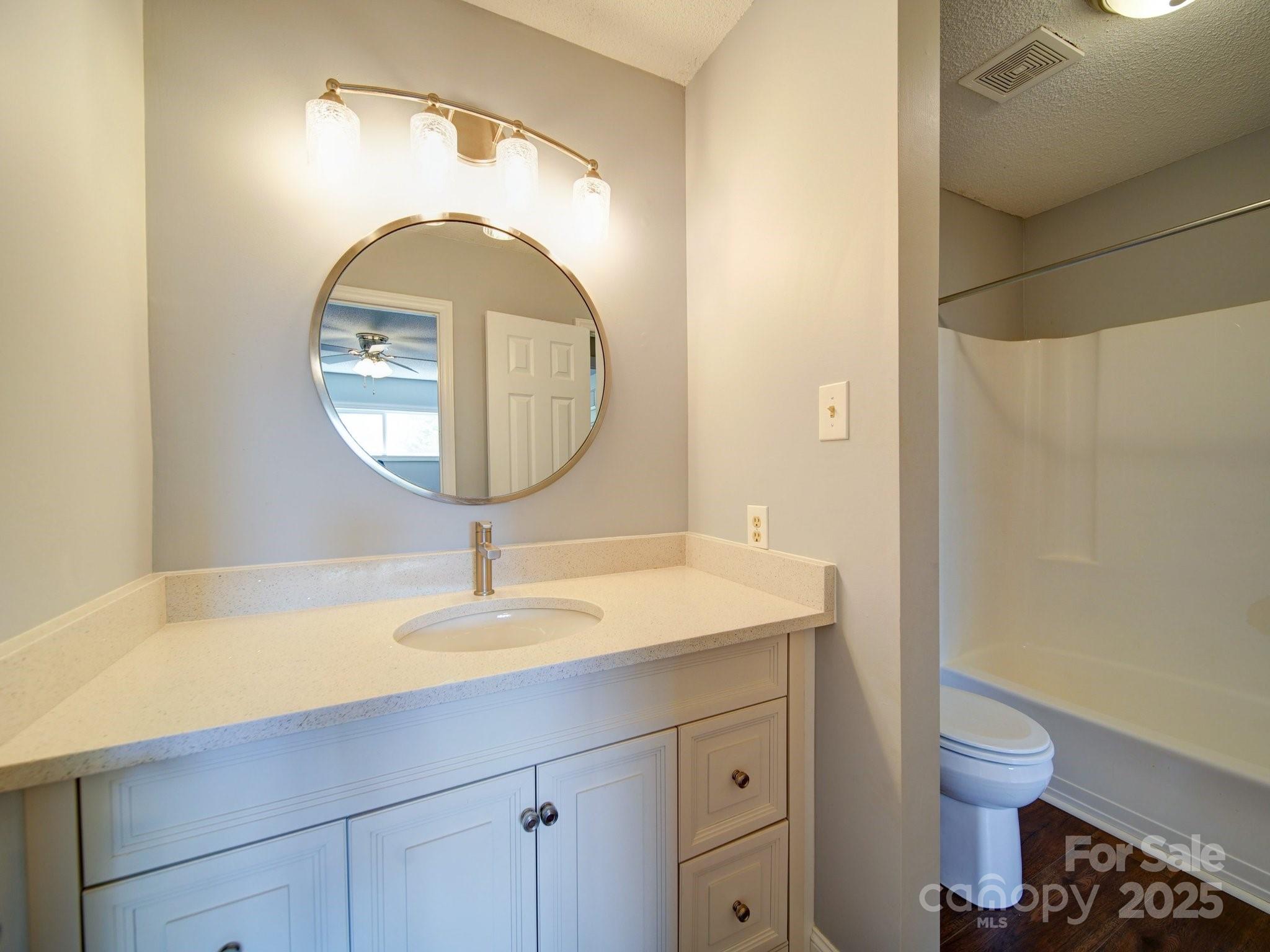 Tega Cay - Residential