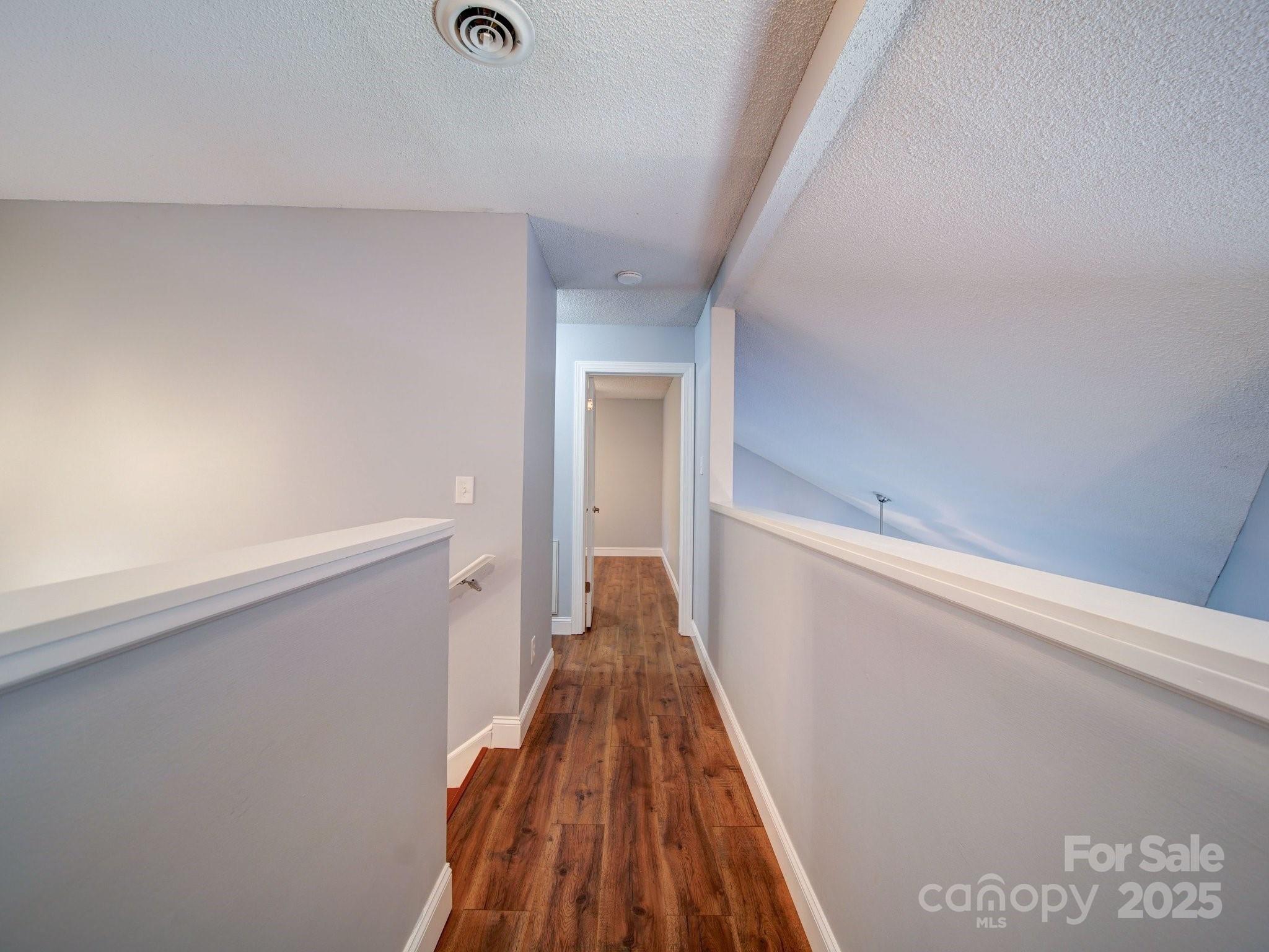 Tega Cay - Residential