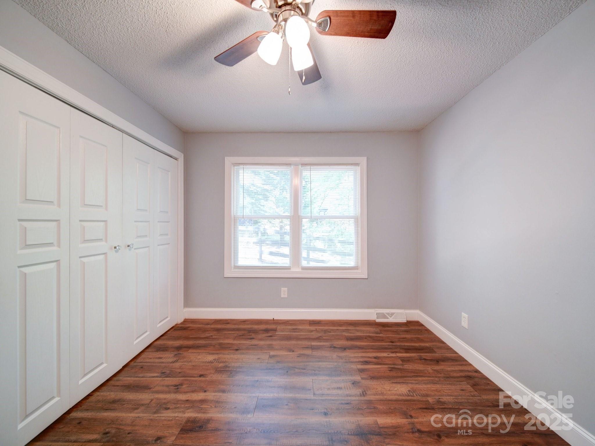 Tega Cay - Residential