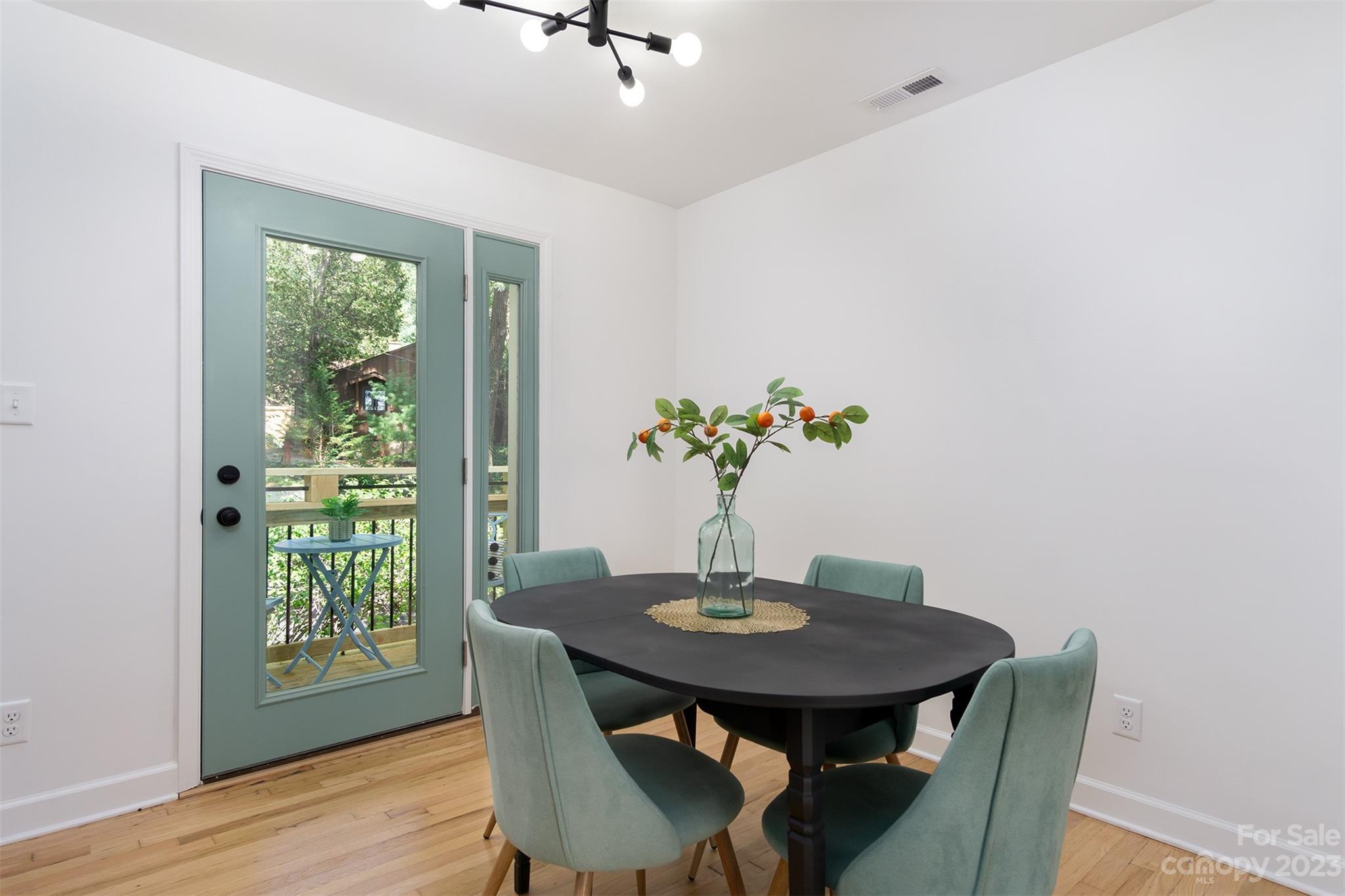 349 Country Club Condominium - Residential