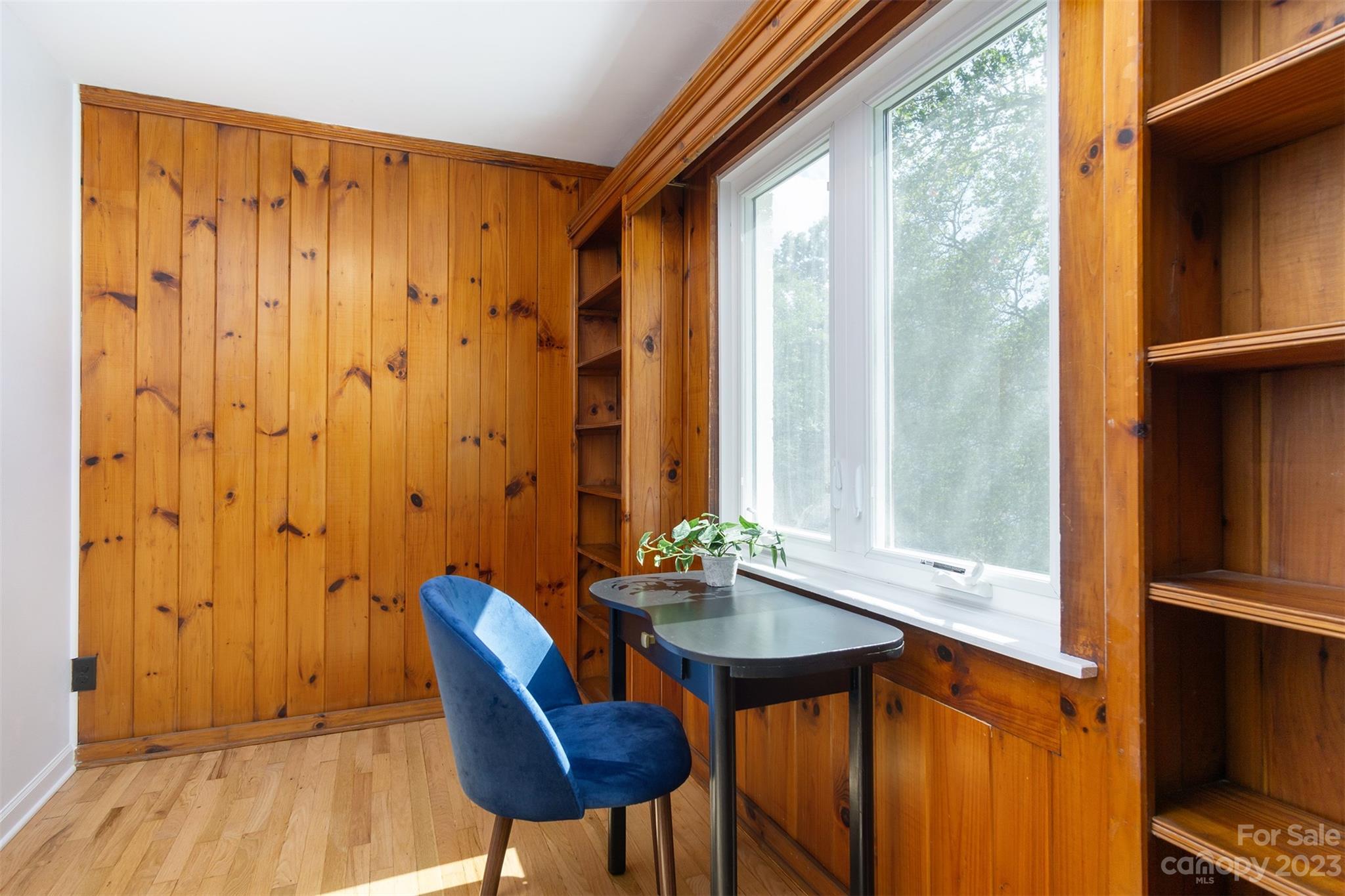 349 Country Club Condominium - Residential