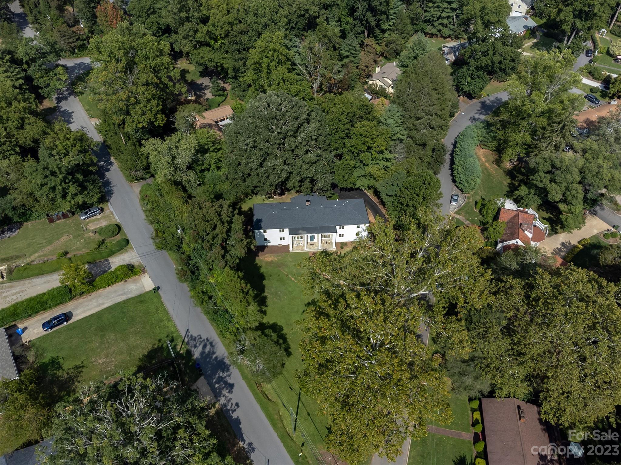 349 Country Club Condominium - Residential