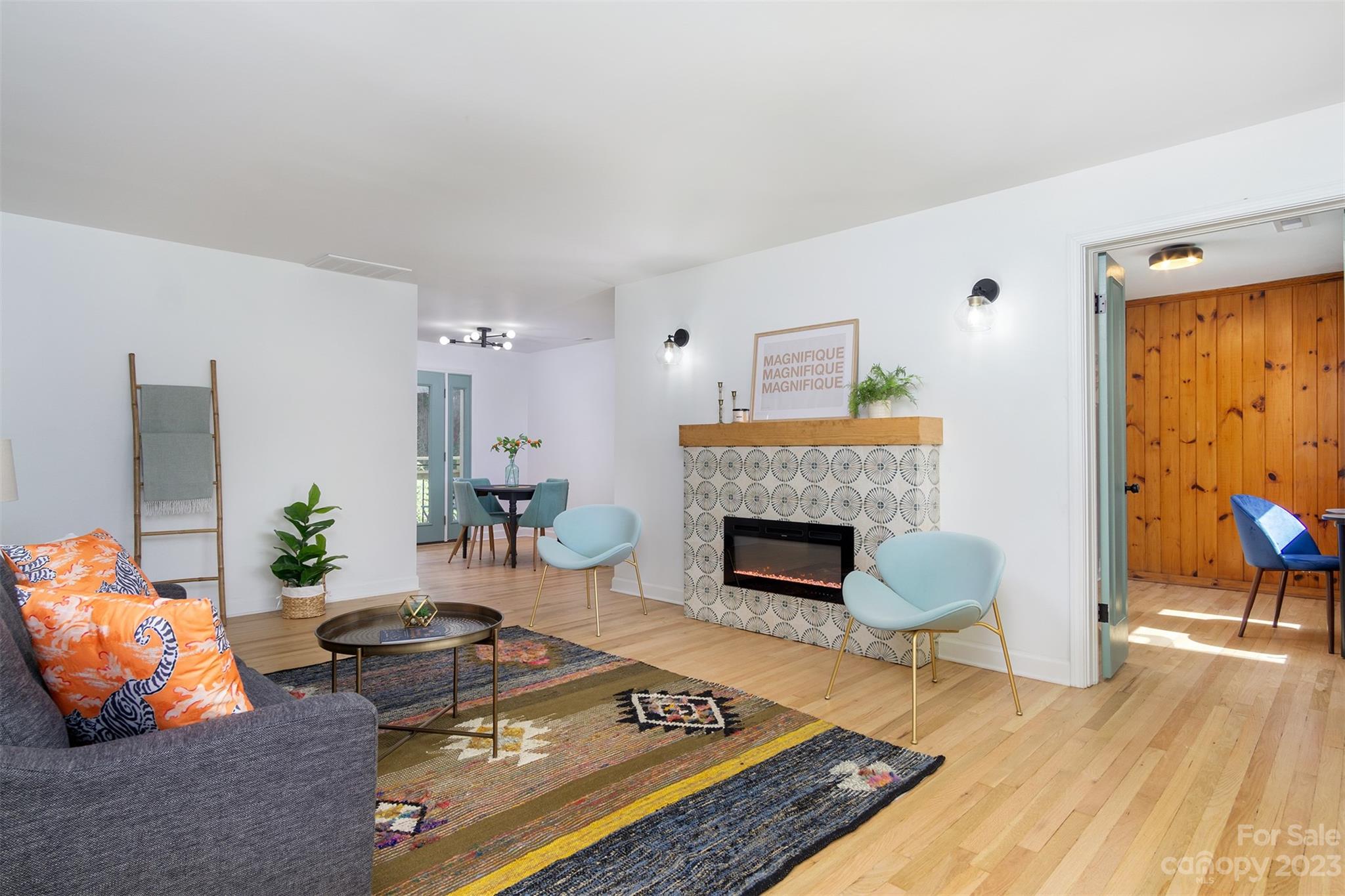 349 Country Club Condominium - Residential