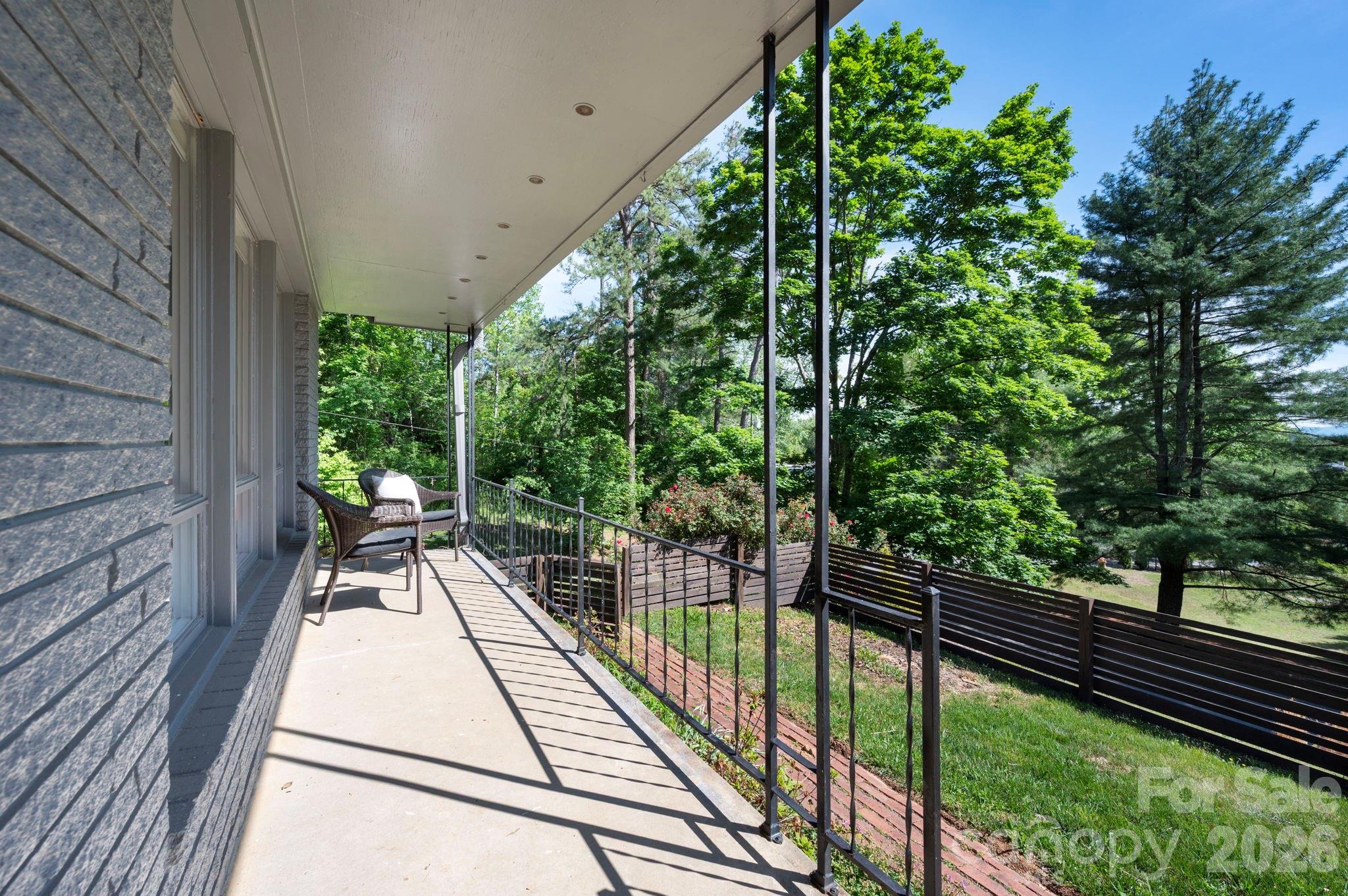 301 Stratford Road
