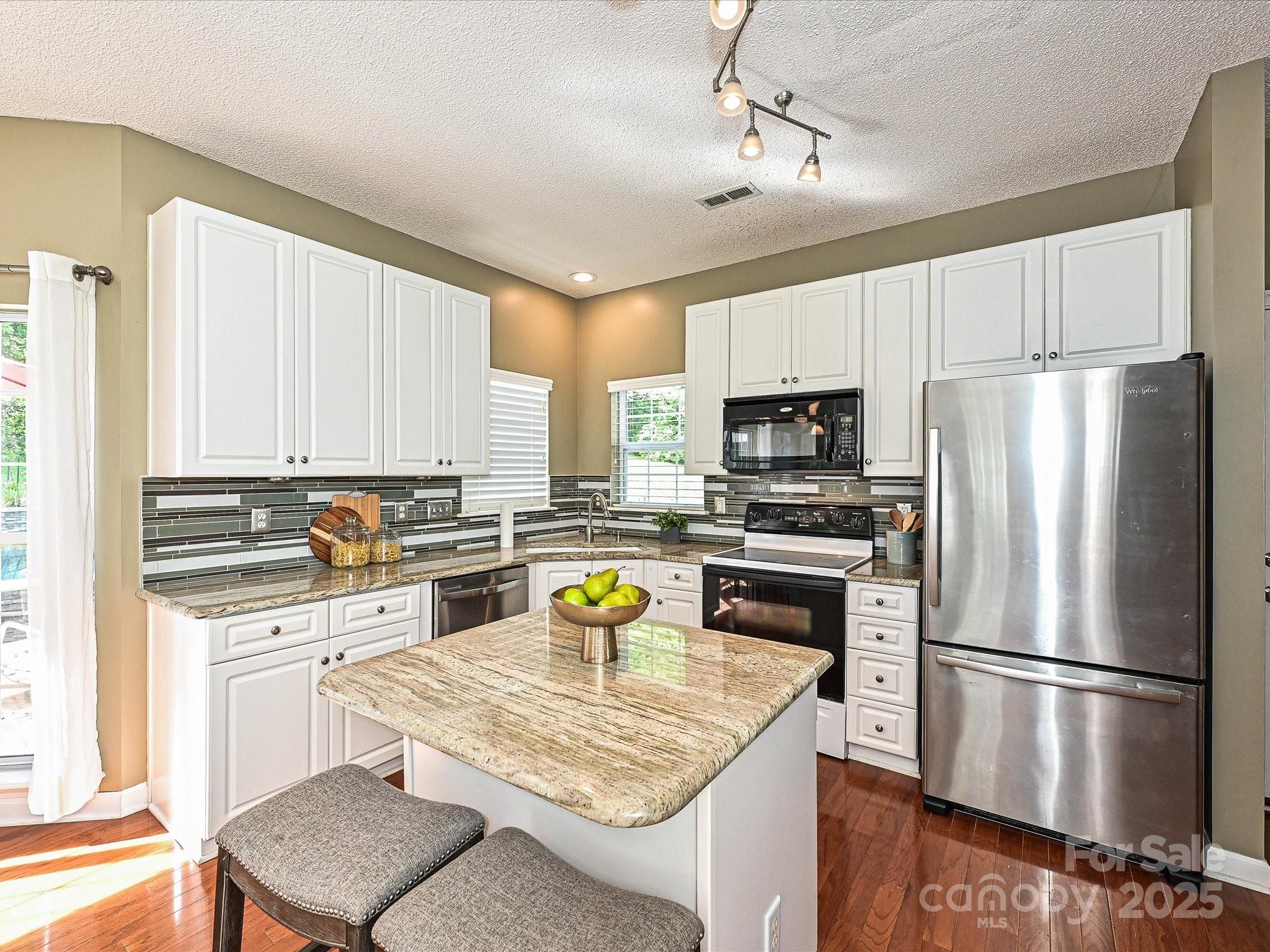 Knightsbridge - Residential