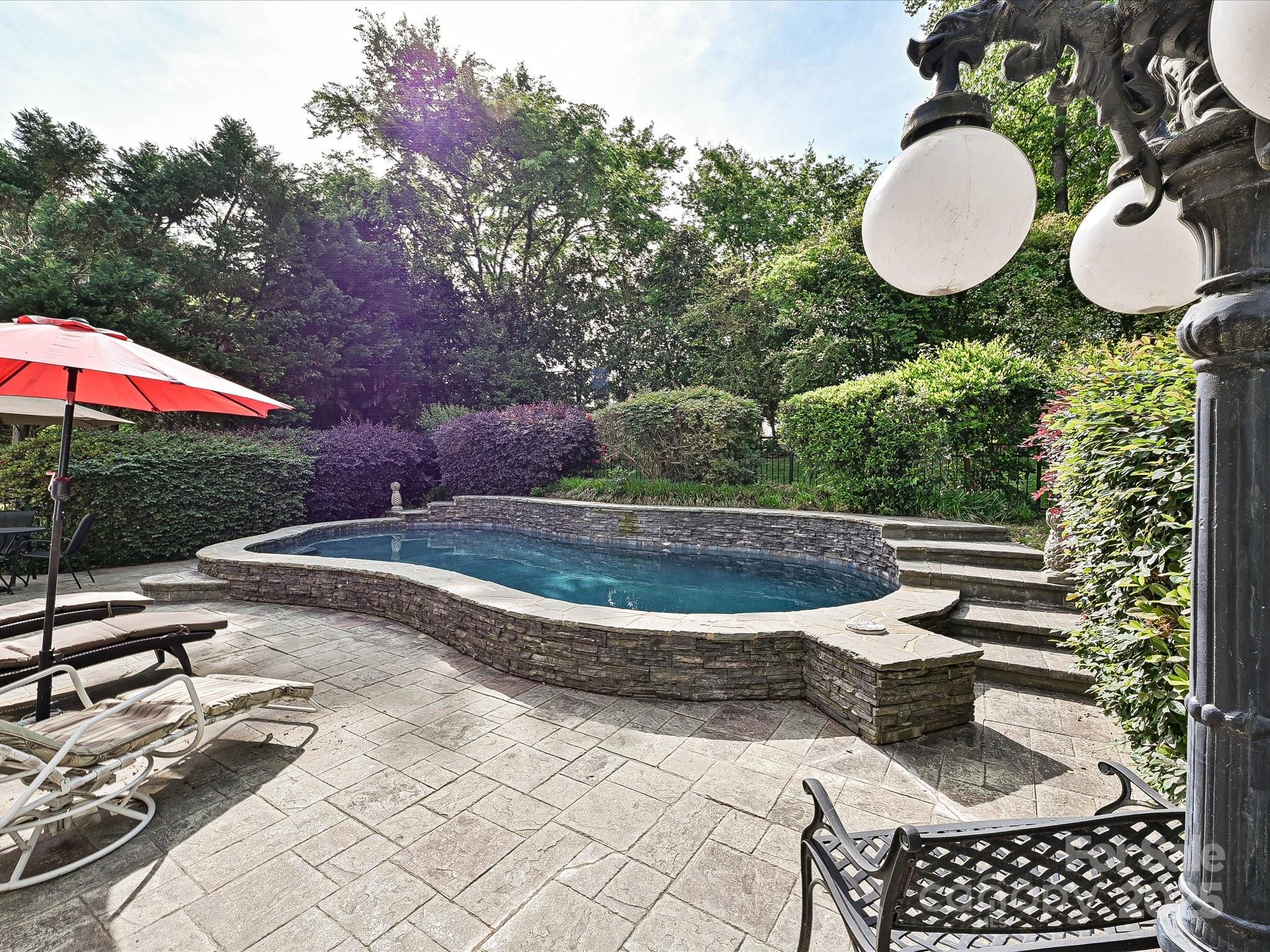 Knightsbridge - Residential