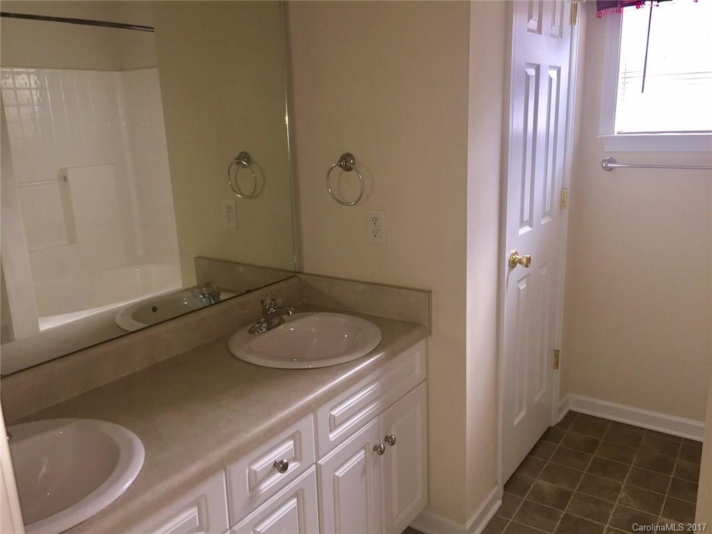 Hallmark Glen - Residential