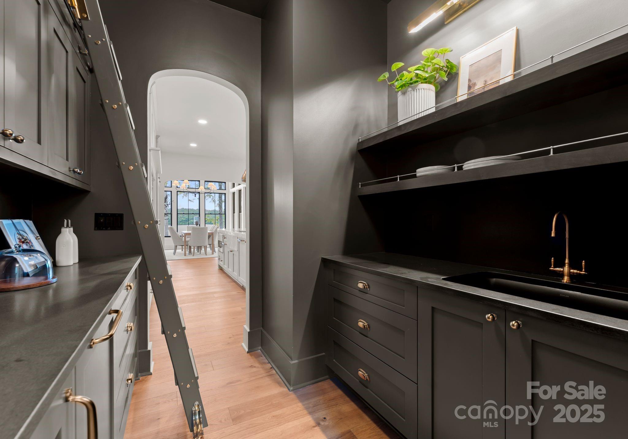 Edgewater - Residential