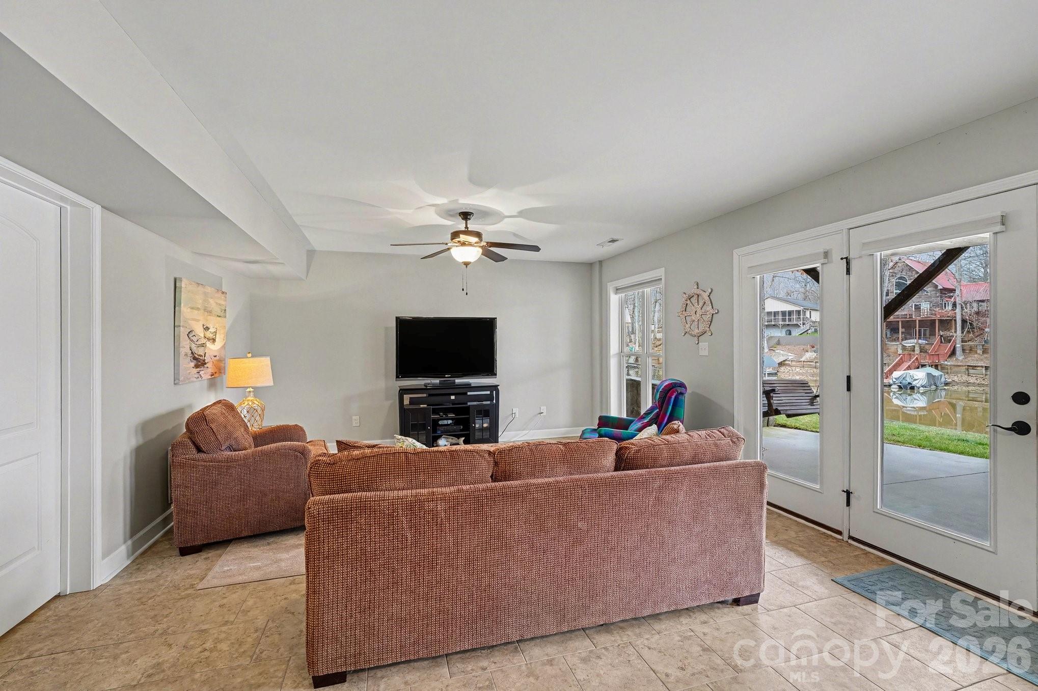 High Rock Lake - Residential