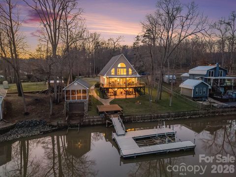 1901 Warf Road Lexington NC 27292