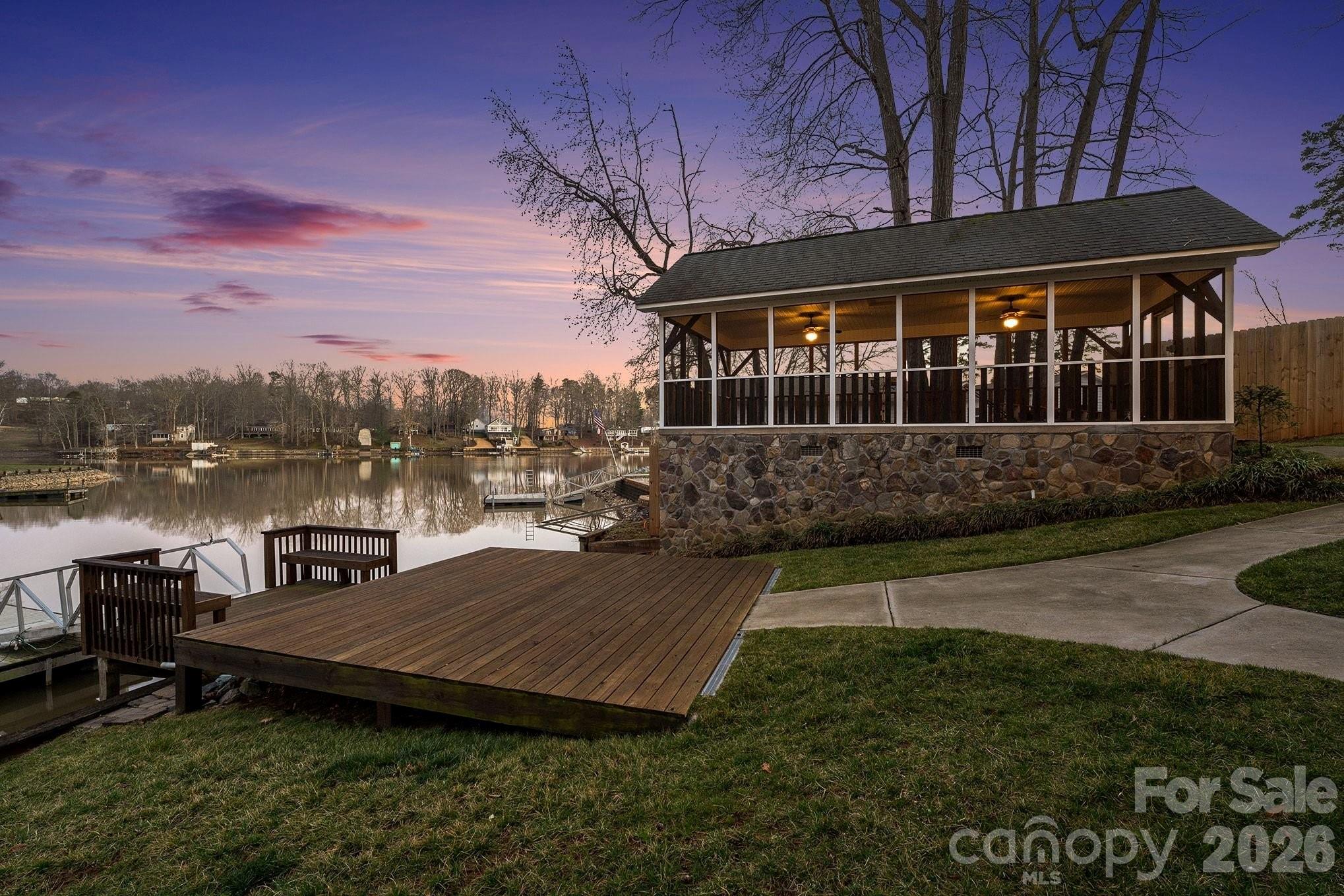 High Rock Lake - Residential