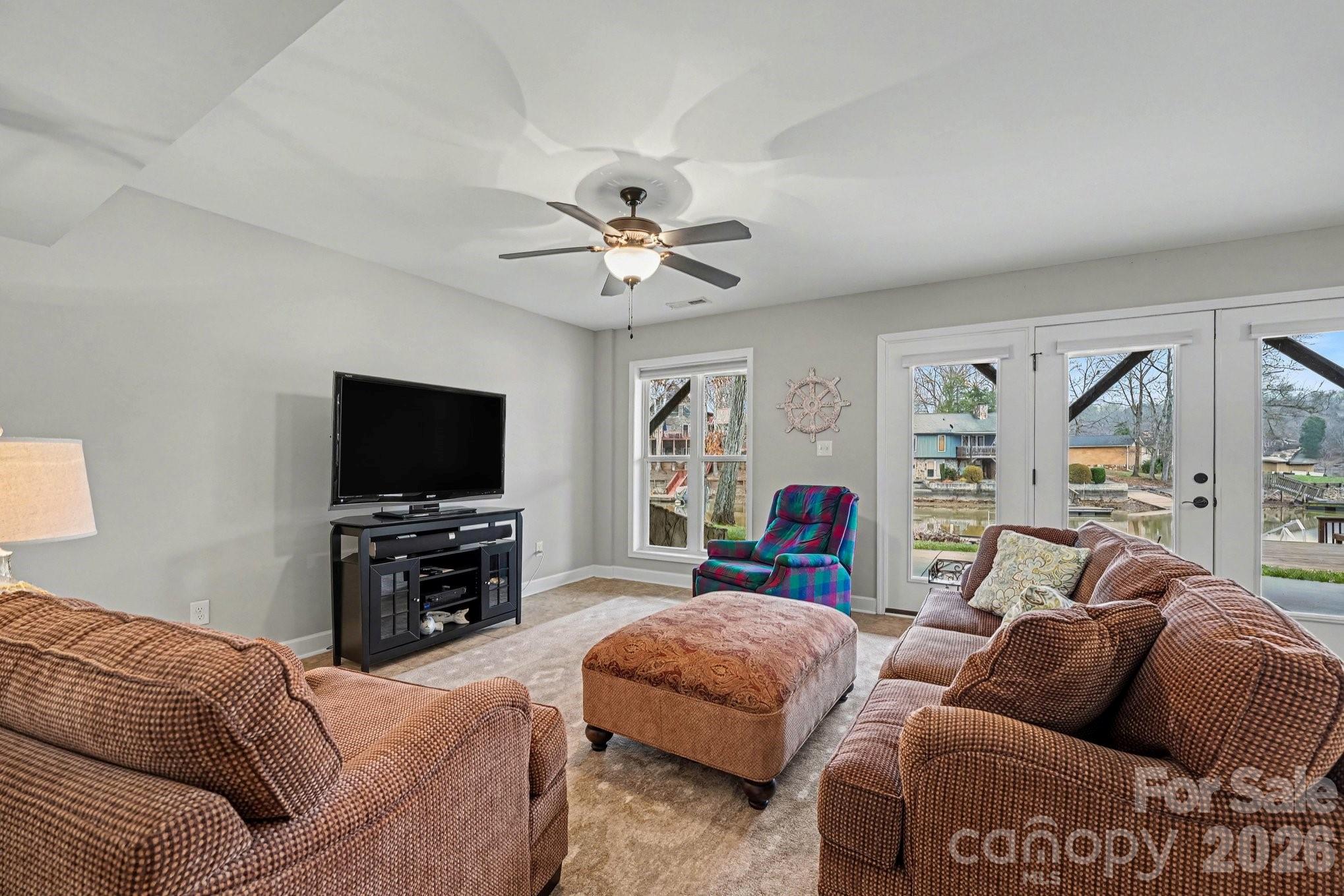 High Rock Lake - Residential