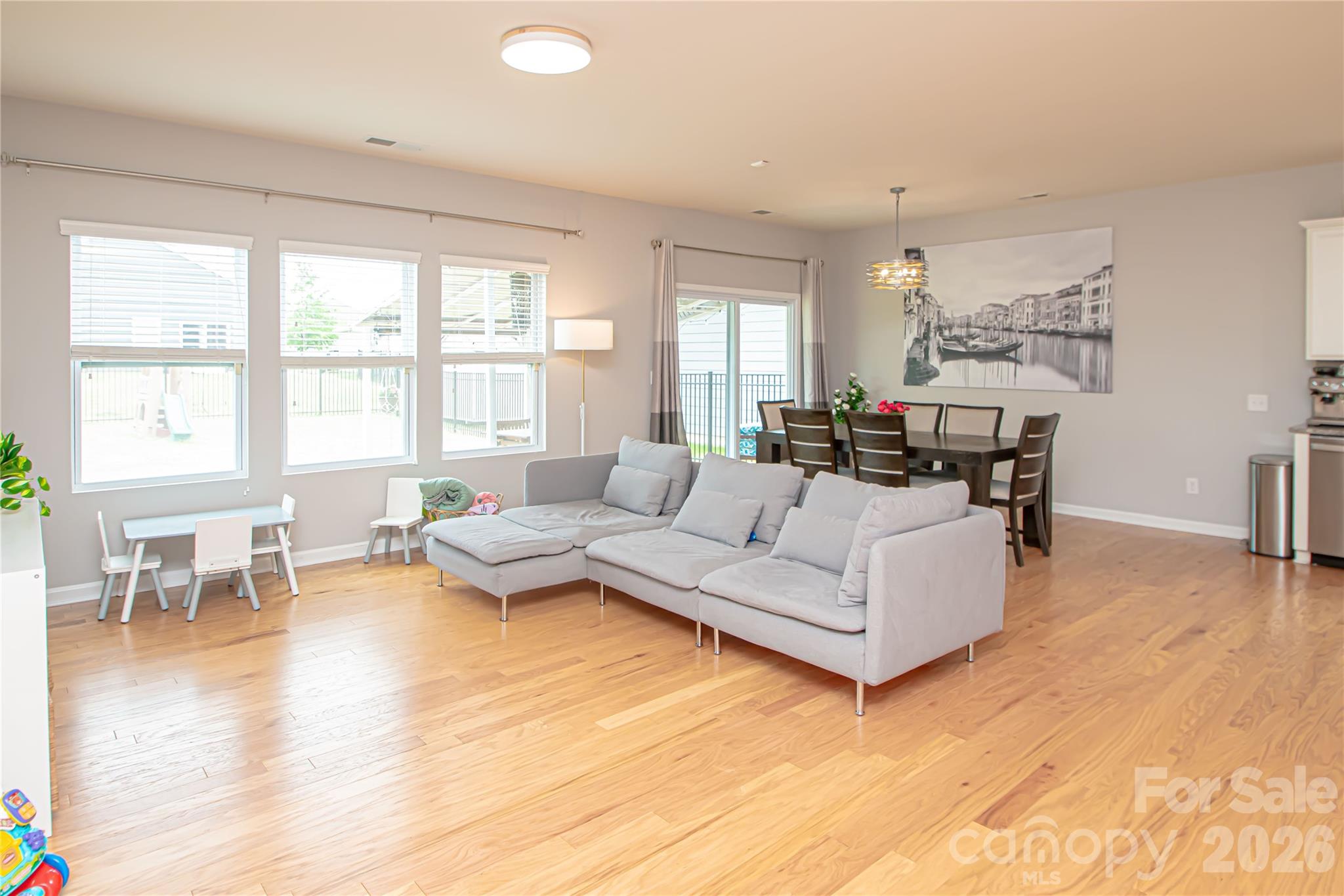 Clarabella - Residential