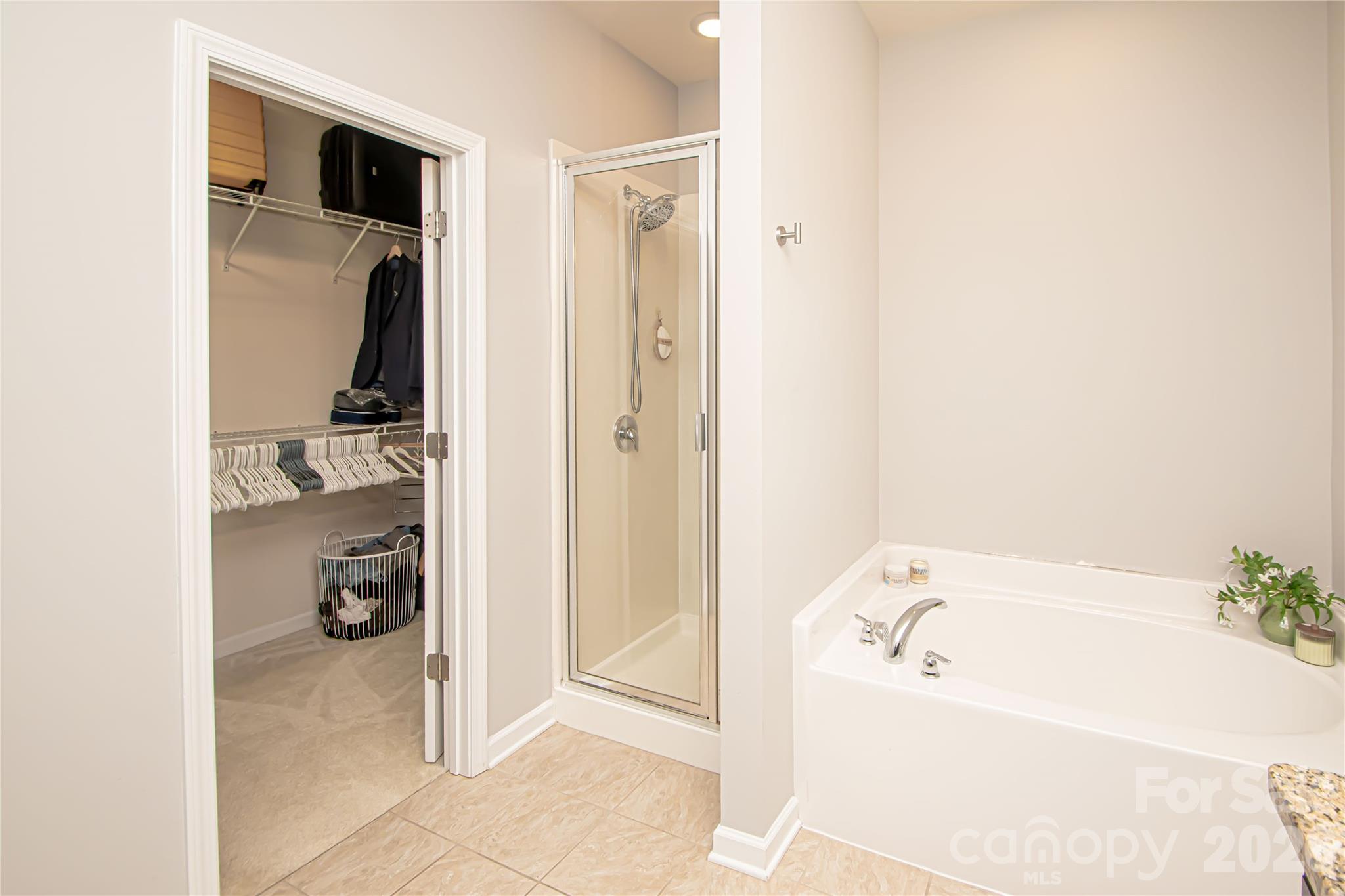 Clarabella - Residential