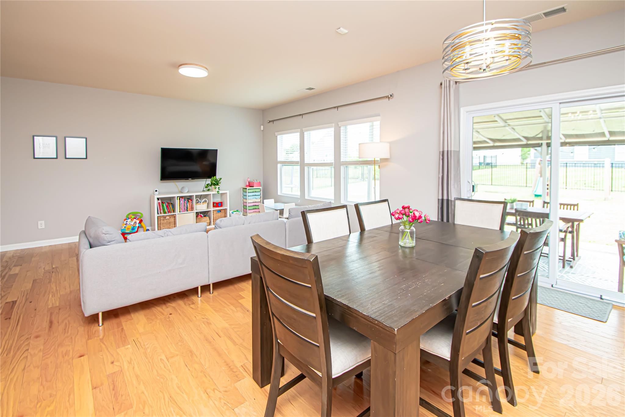 Clarabella - Residential