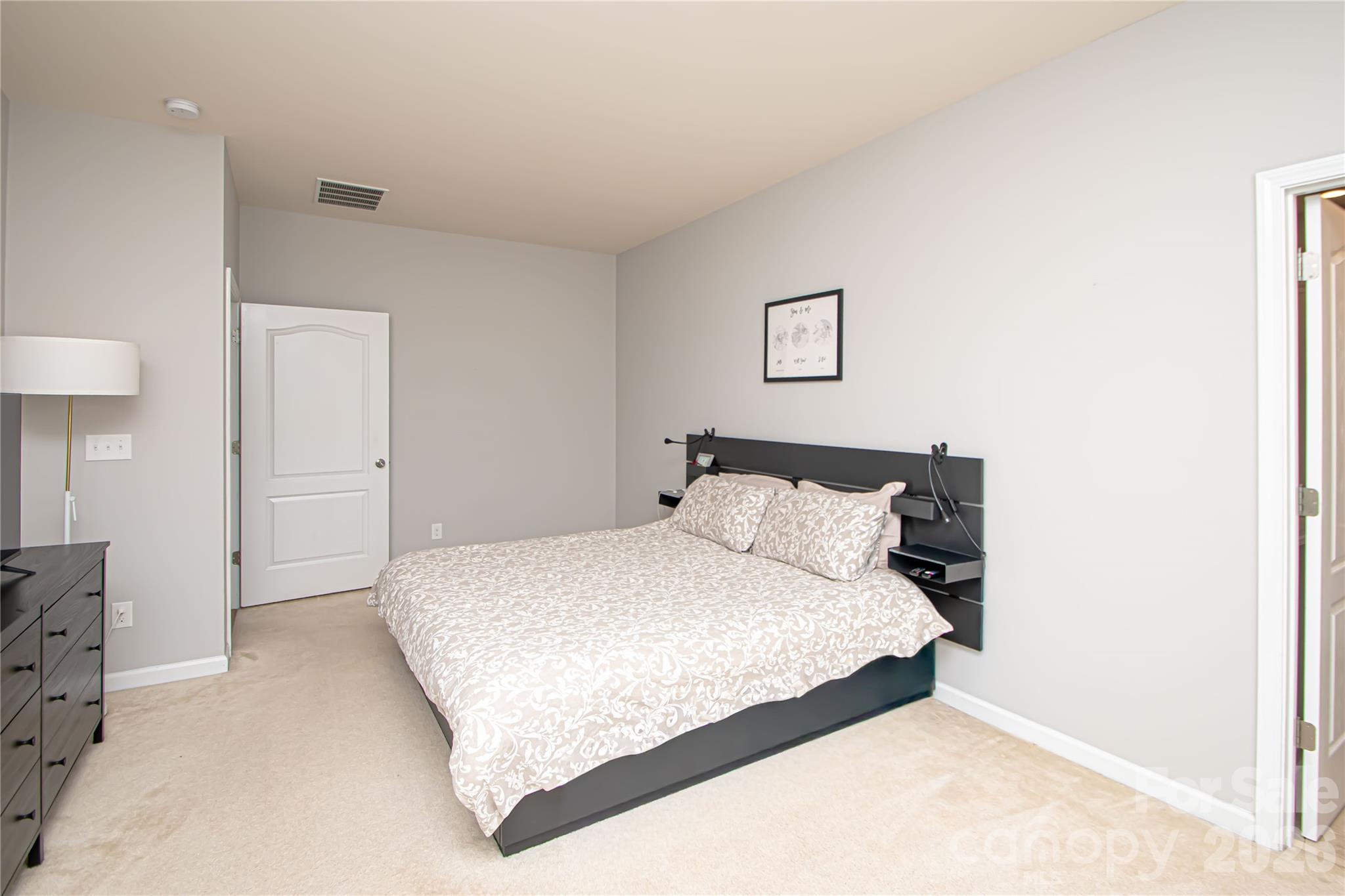 Clarabella - Residential
