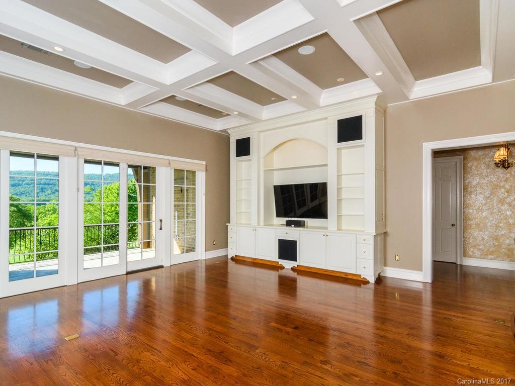 The Cliffs at Walnut Cove - Residential