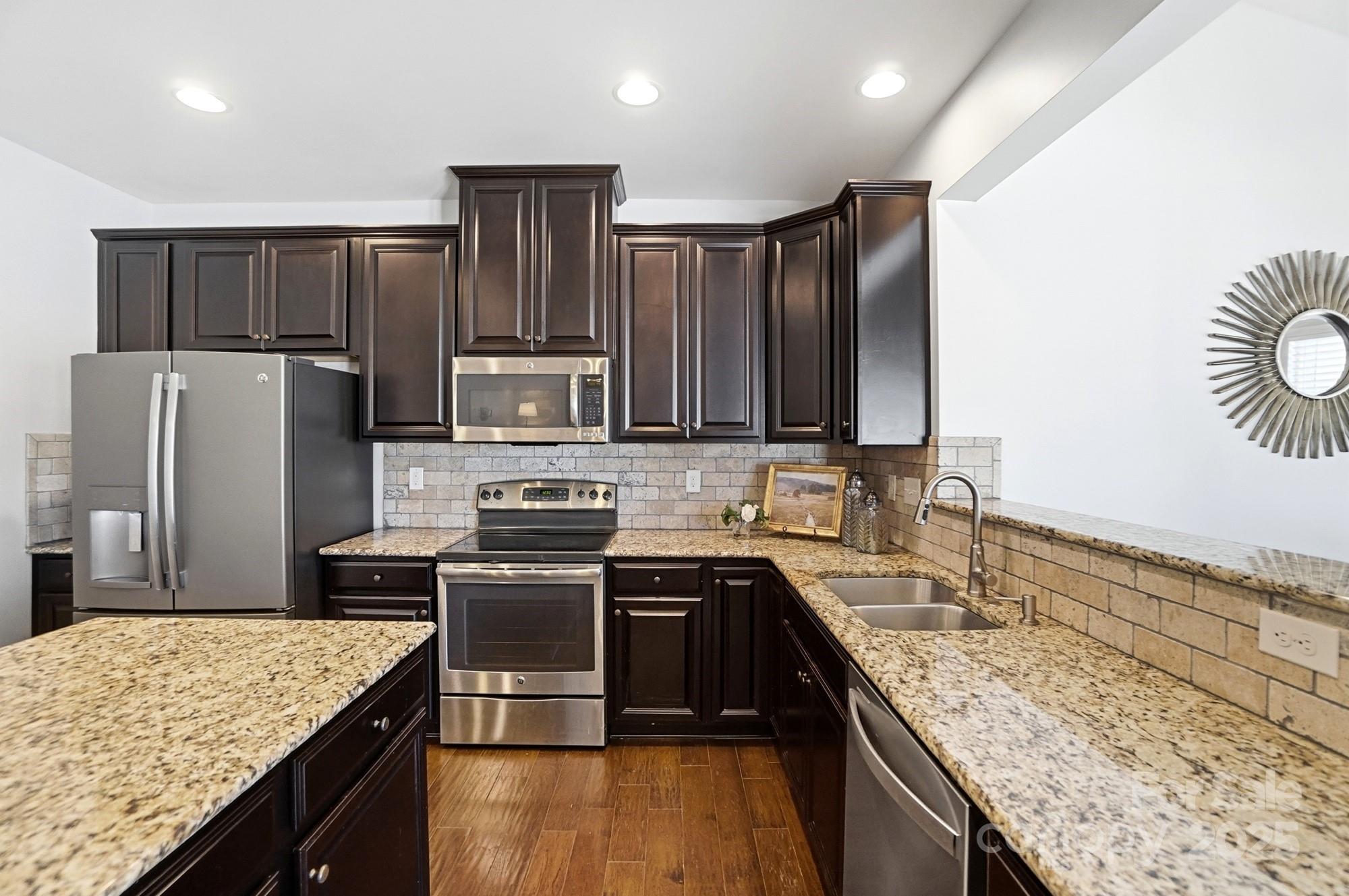 Rosegate - Residential