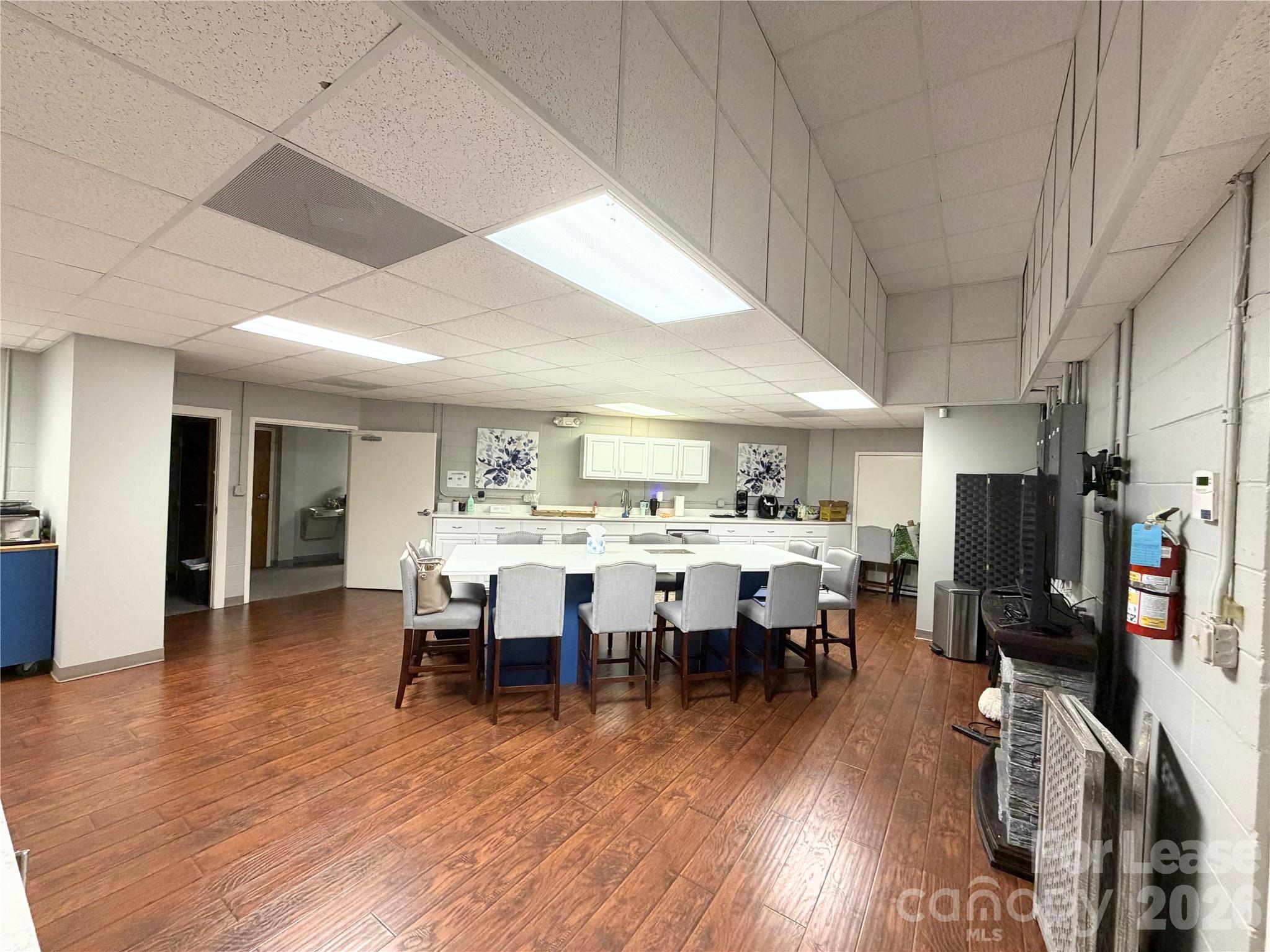 1144 Lenoir Rhyne Boulevard SE