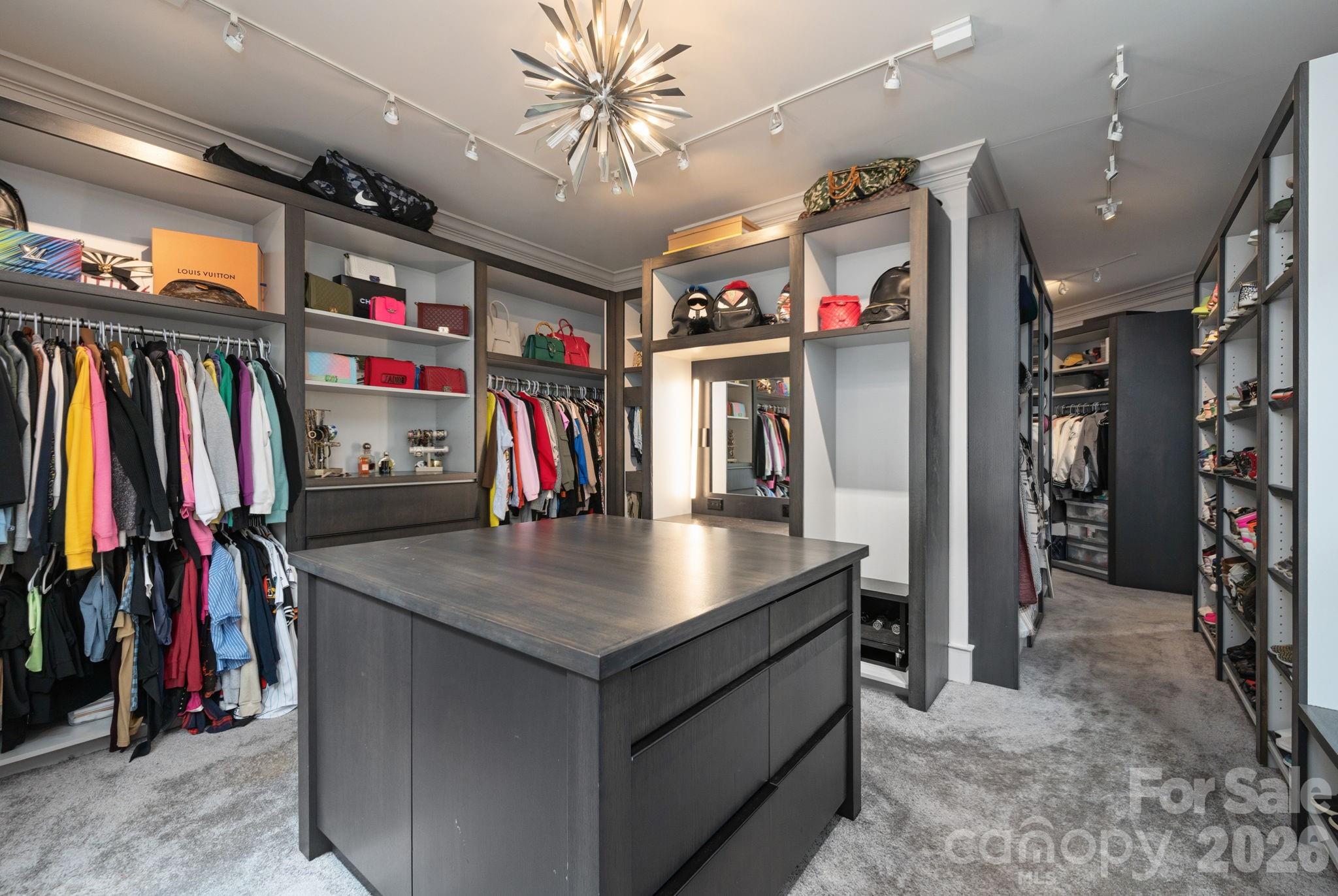 Waterford Lakes - Residential