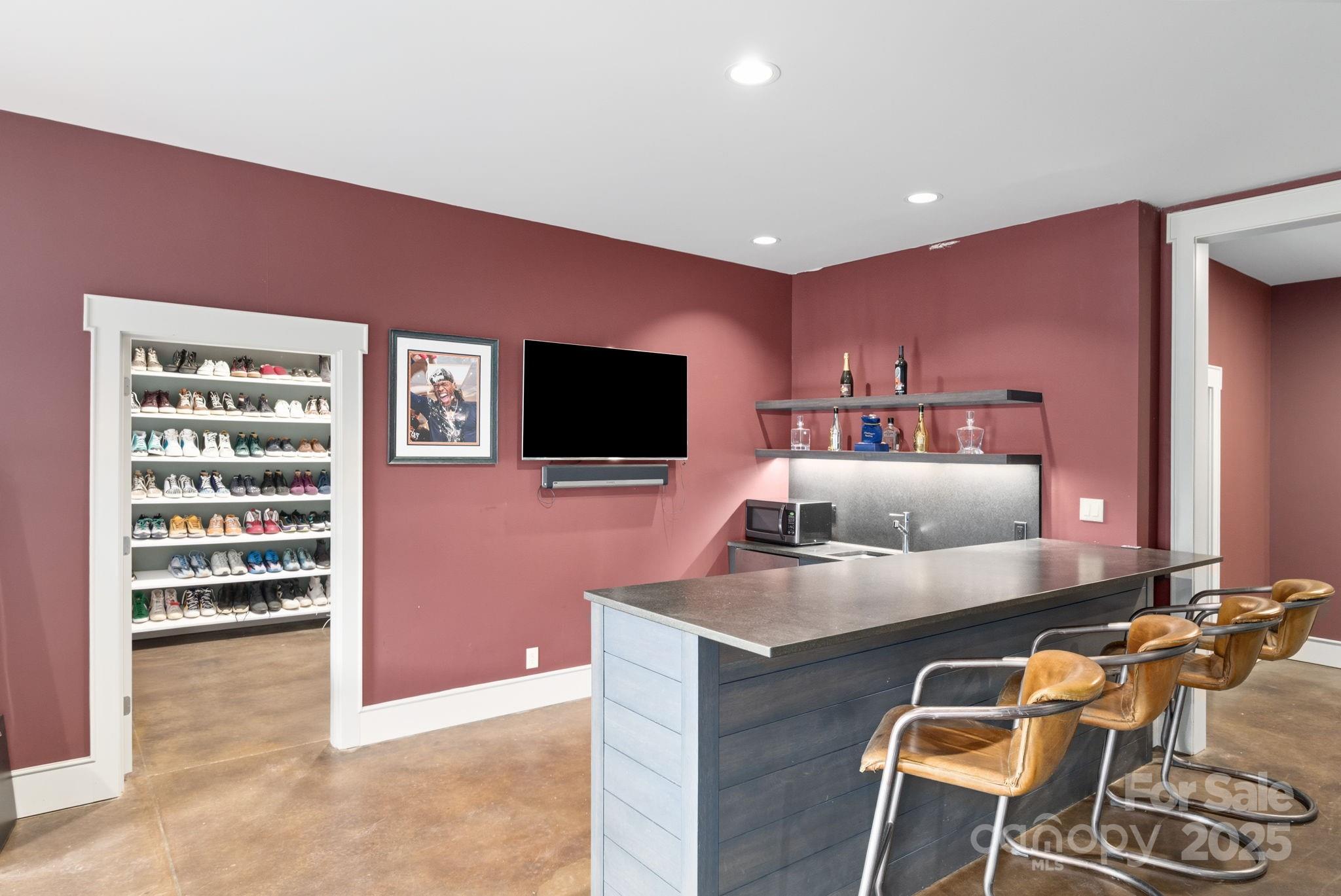 Waterford Lakes - Residential