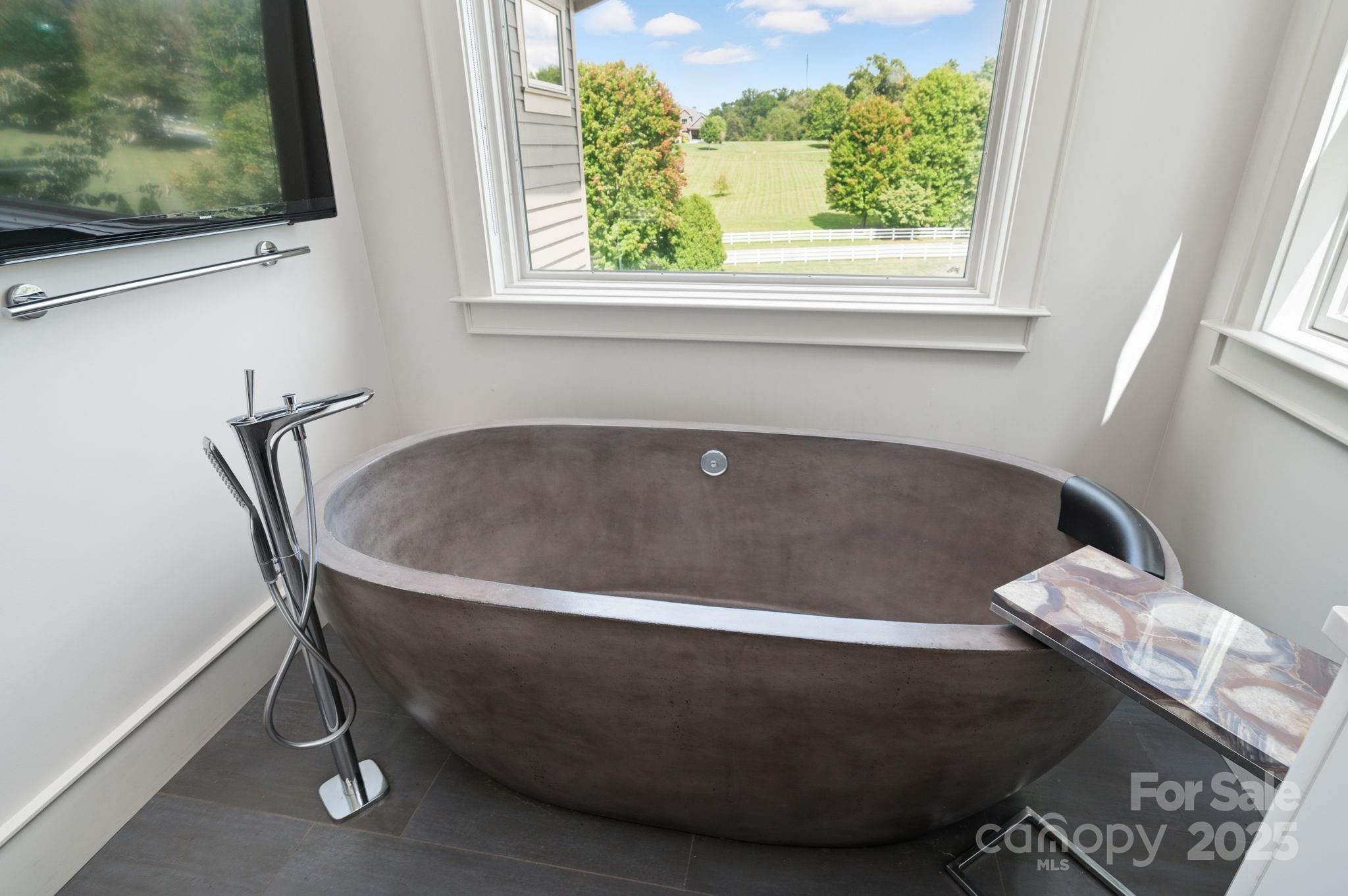 Waterford Lakes - Residential