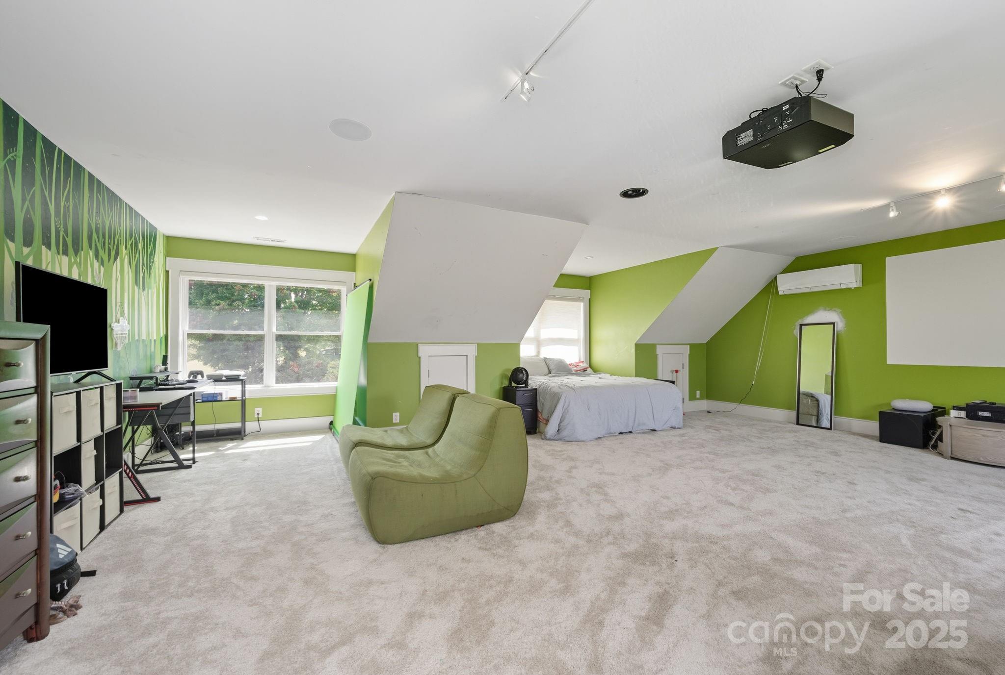 Waterford Lakes - Residential