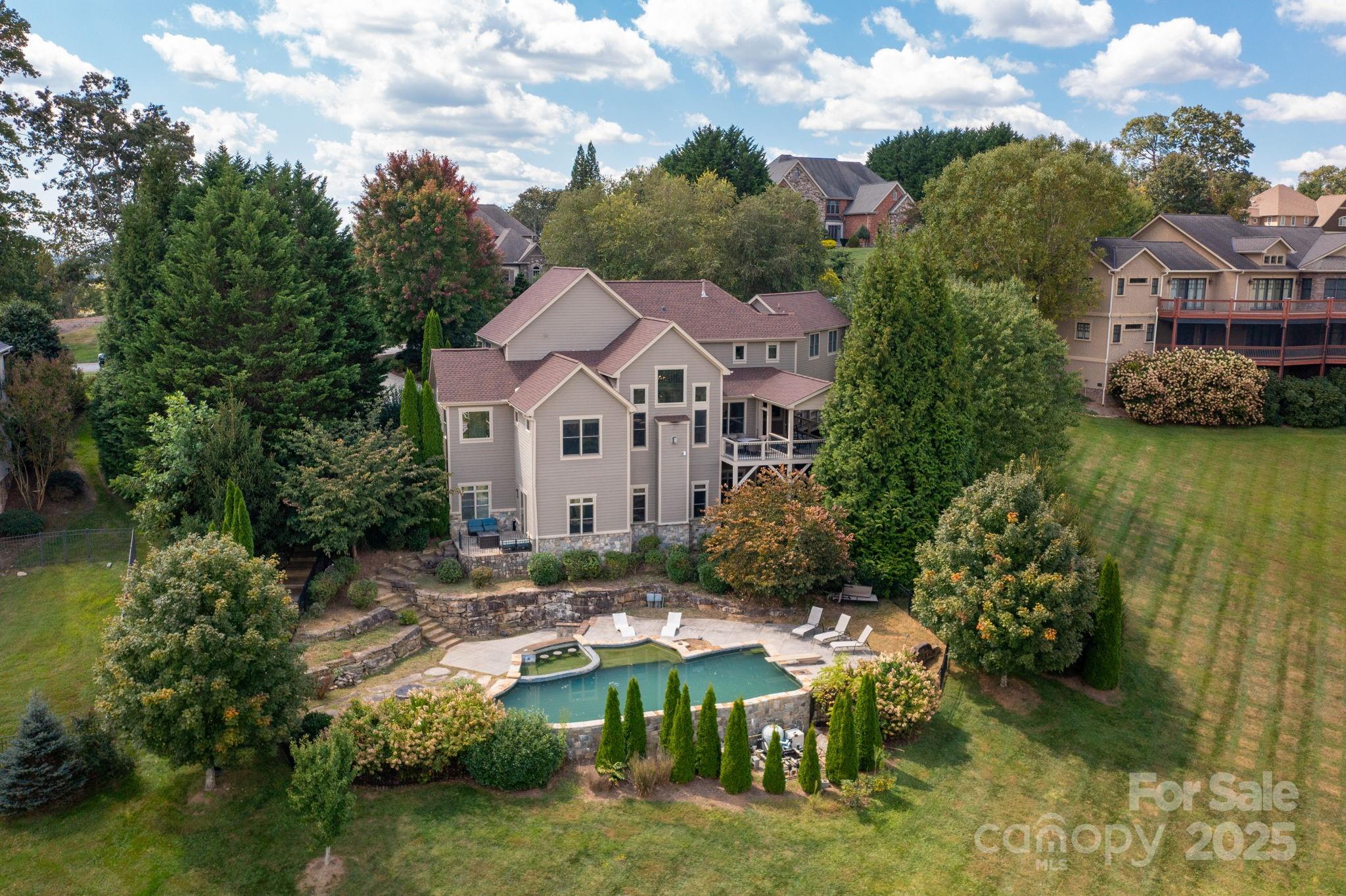 Waterford Lakes - Residential