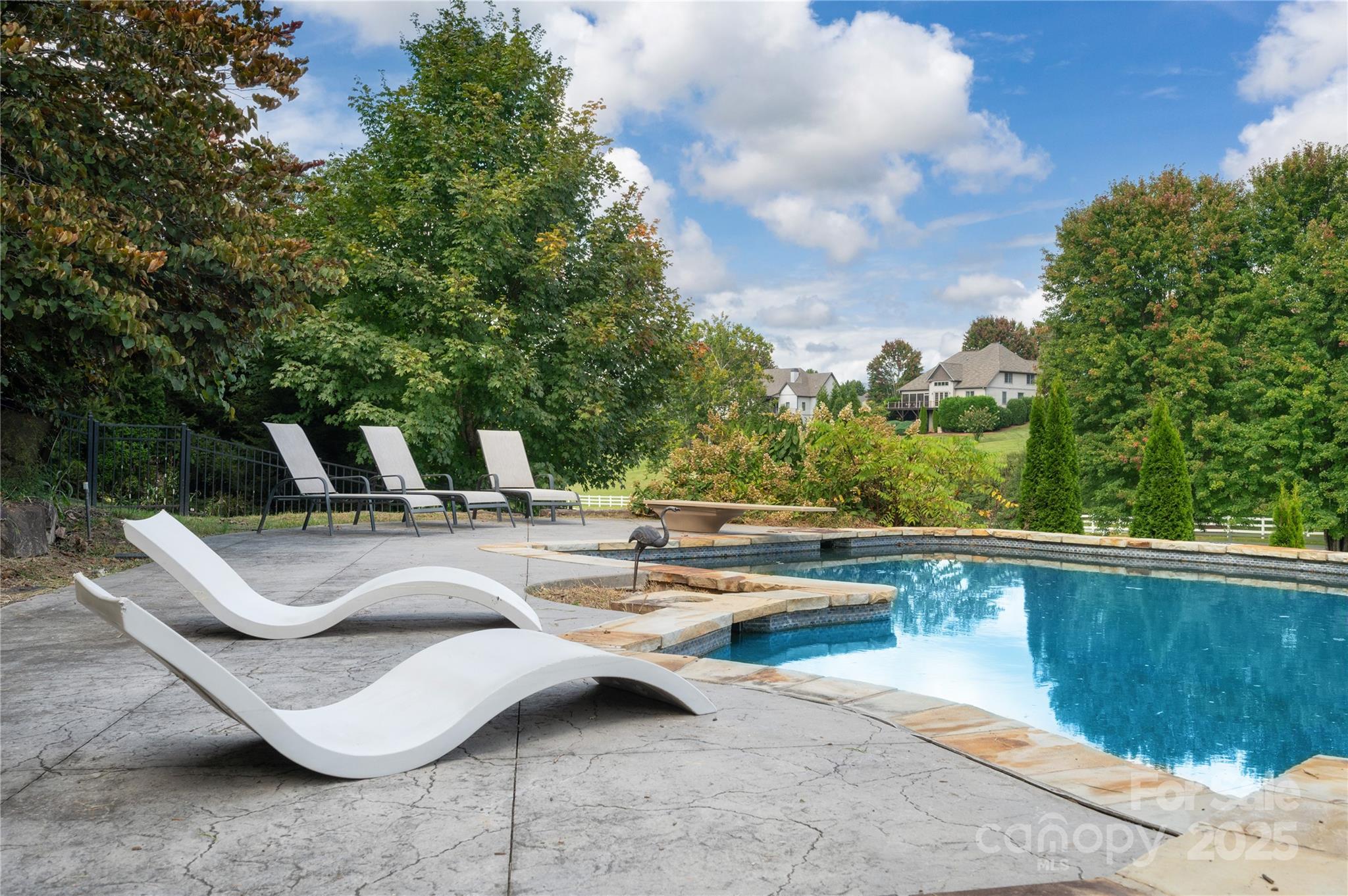 Waterford Lakes - Residential