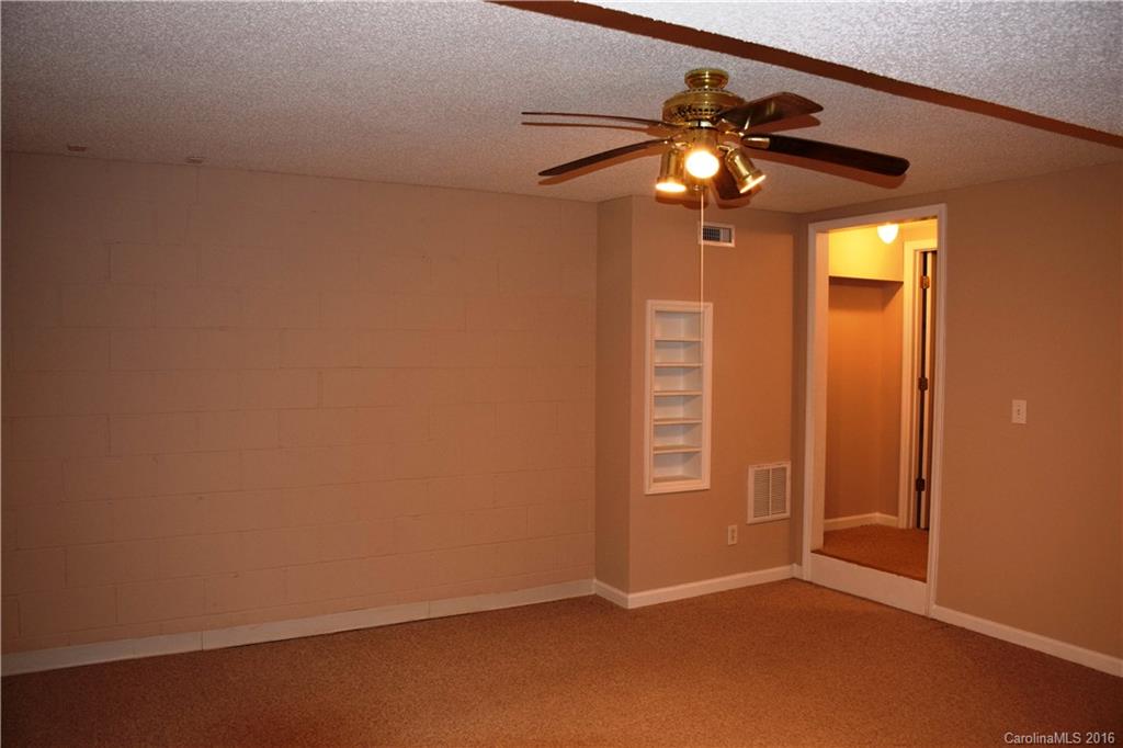 Claiborne Woods - Residential