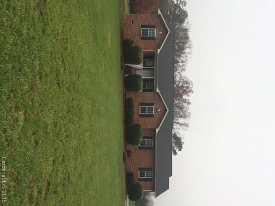 This great brick ranch with 3 bay shop sits on over an acre of land. The open floor plan home has hardwood floors throughout, has been freshly painted and has a spacious living room with fireplace. Its master bedroom has trey ceilings, a large walk-in closet, with a garden tub and separate shower in the master bath. Comes equipped w/ a generously sized kitchen & formal dining room. Private driveway off of Camden Rd. & located in the desirable Unionville/Piedmont area. Check this one out today!