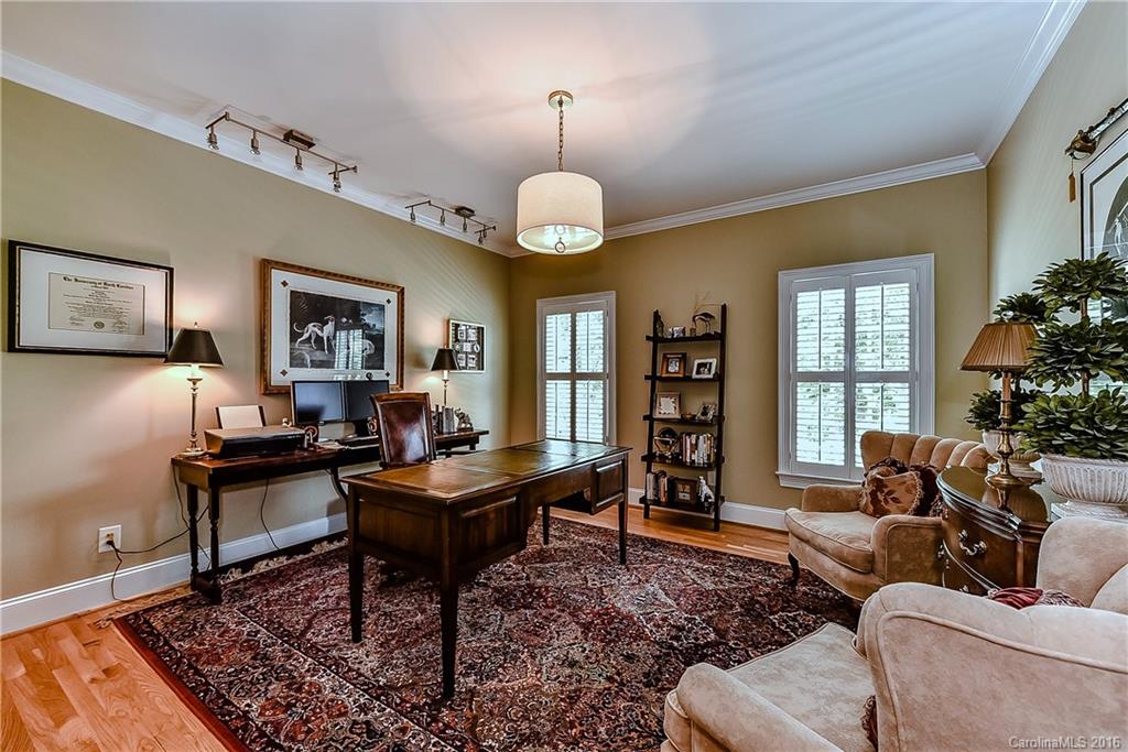 Laurel Creek - Residential