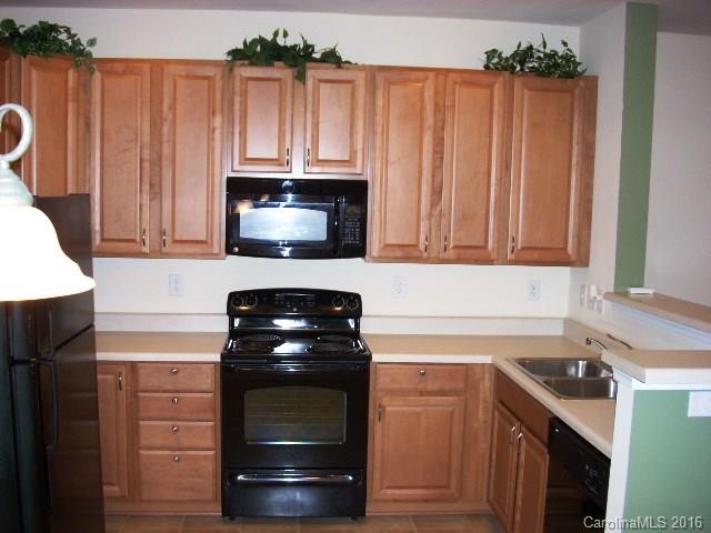 Charlotte Pines - Residential