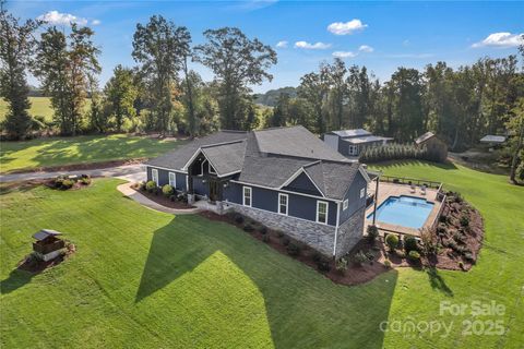 216 Mariposa Road Stanley NC 28164