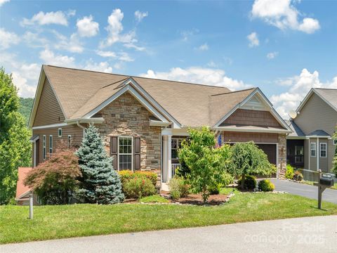 31 Headwater Drive Hendersonville NC 28739