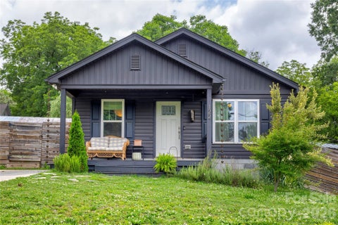 Photo of 122 Crowell Drive NW, Concord, NC 28025 (MLS # 4388957)